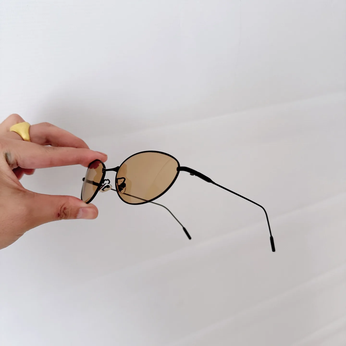 Oval-Frame Metal Sunglasses D20017781 — view 5