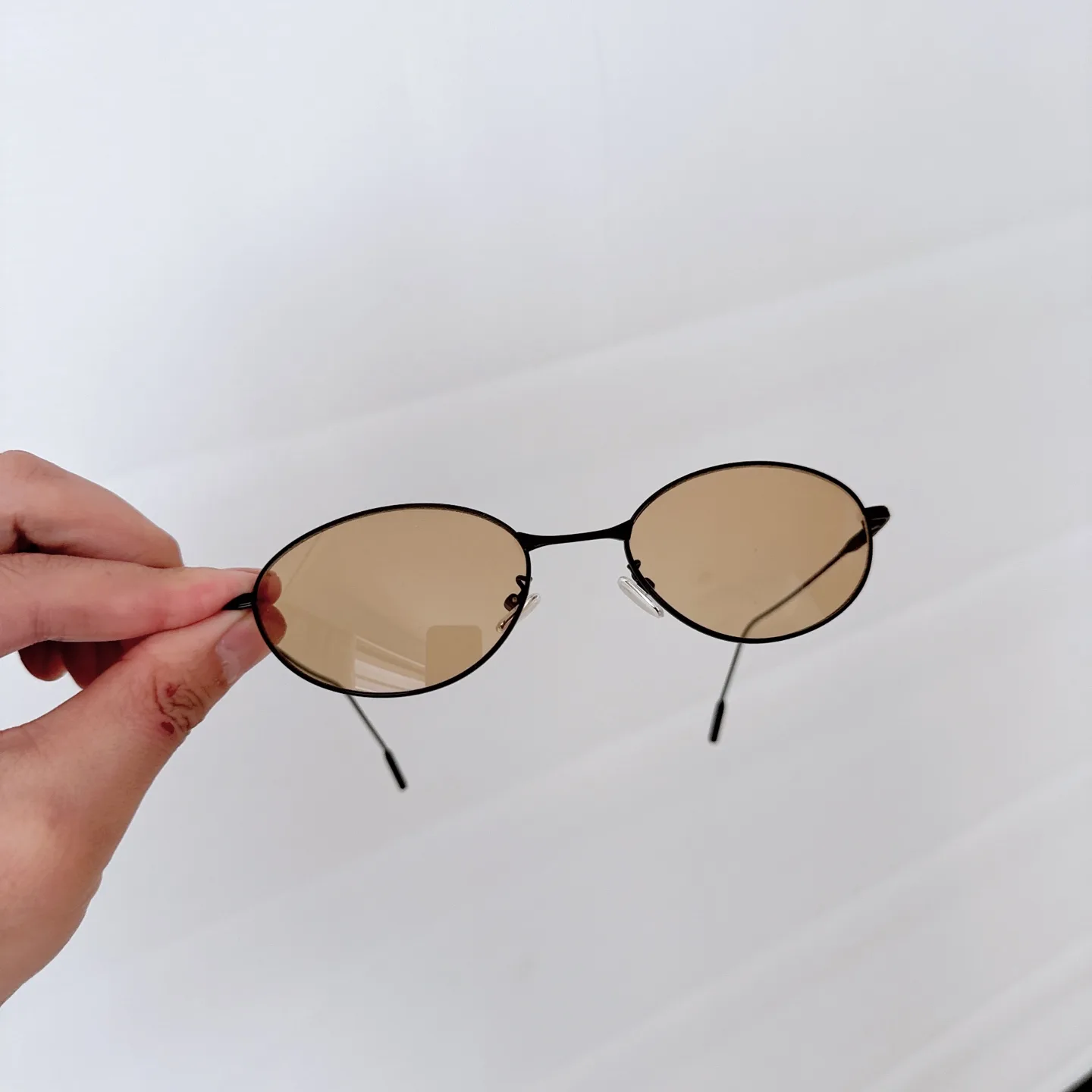 Oval-Frame Metal Sunglasses D20017781 — view 7