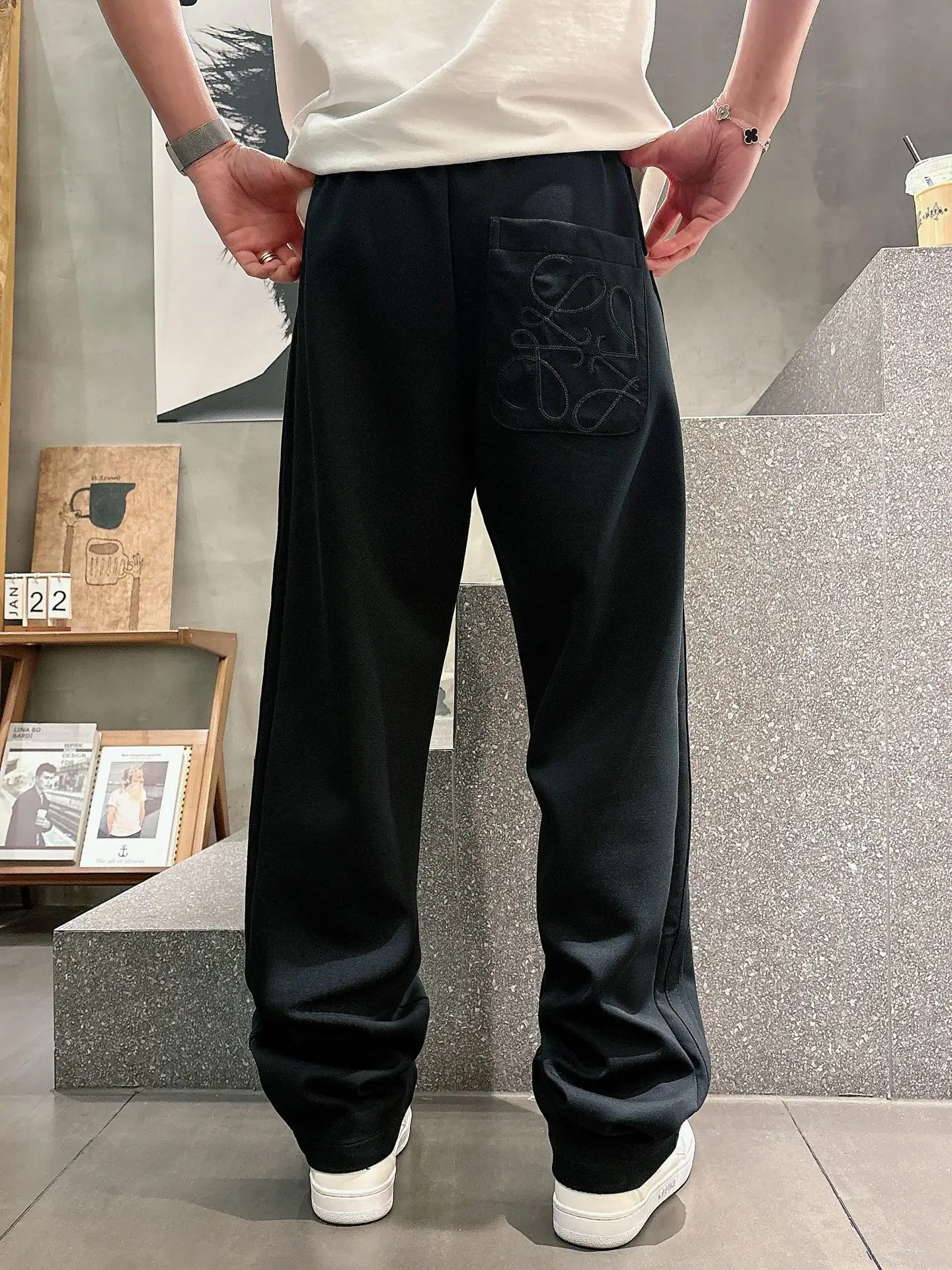 Logo-Embroidered Cotton-Blend Sweatpants D23014653 — view 2