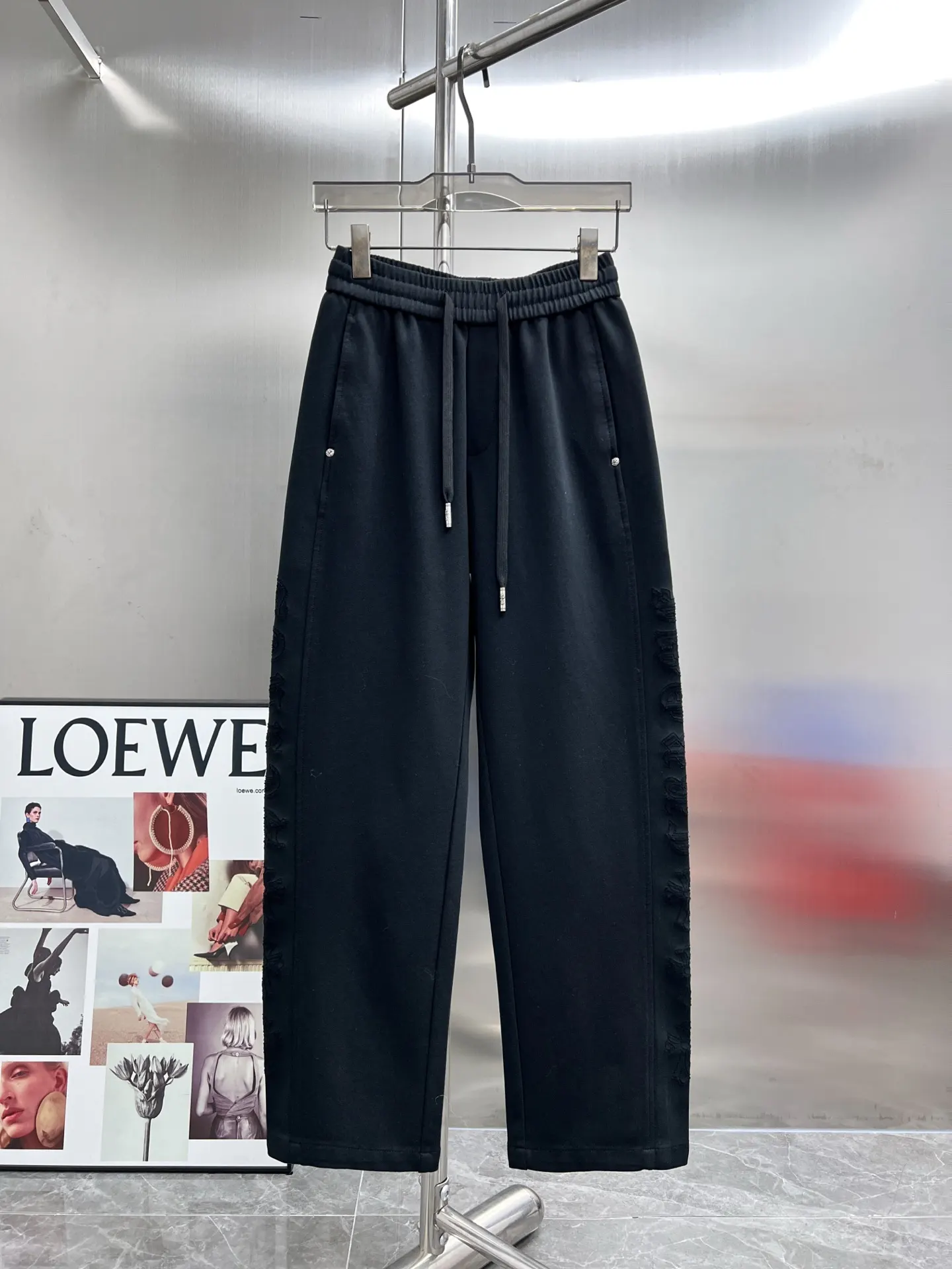 Chrome Hearts Logo Embroidered Sweatpants D23014645