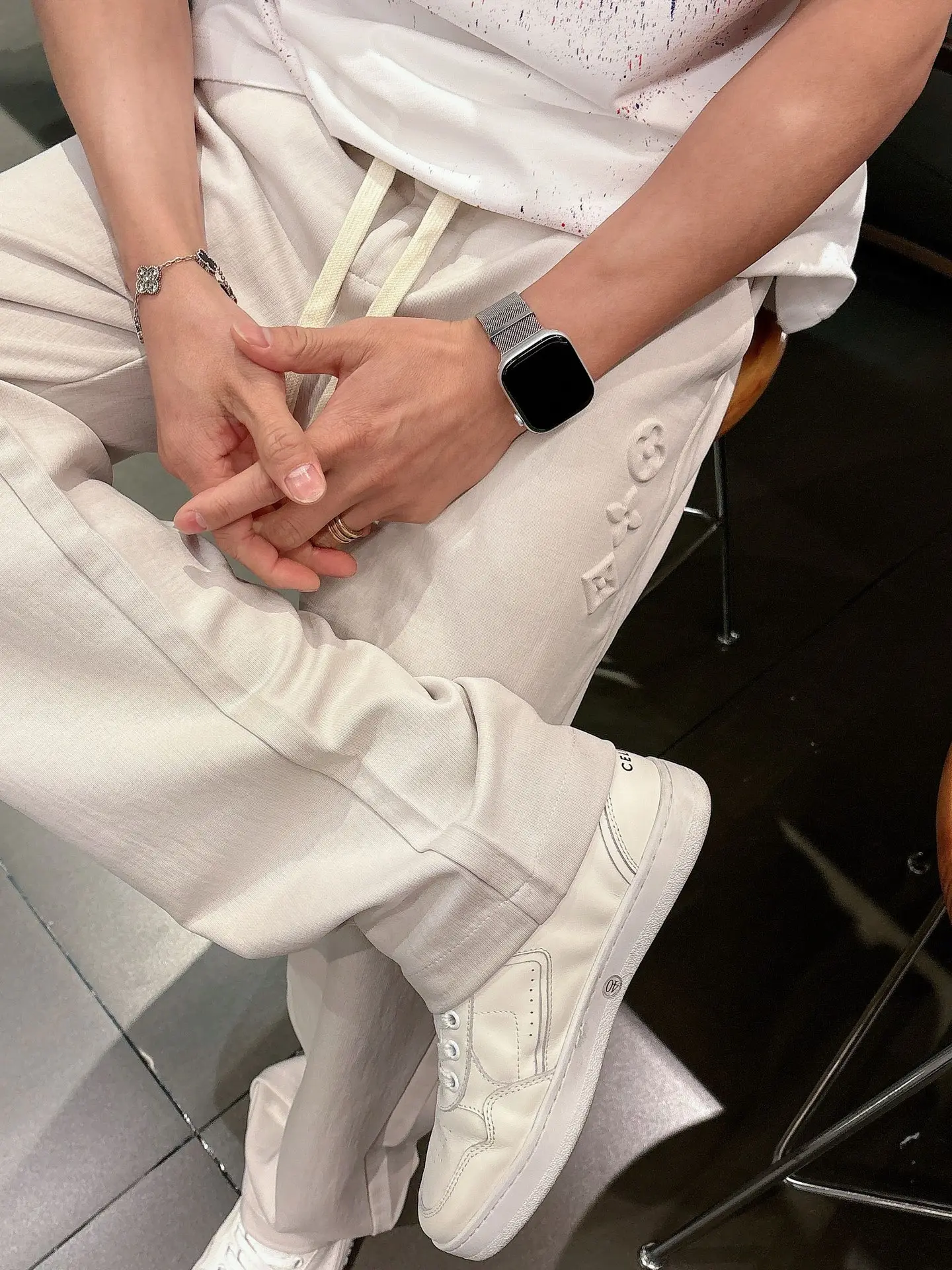 Embossed Logo Straight-Leg Sweatpants D22514656 — view 8