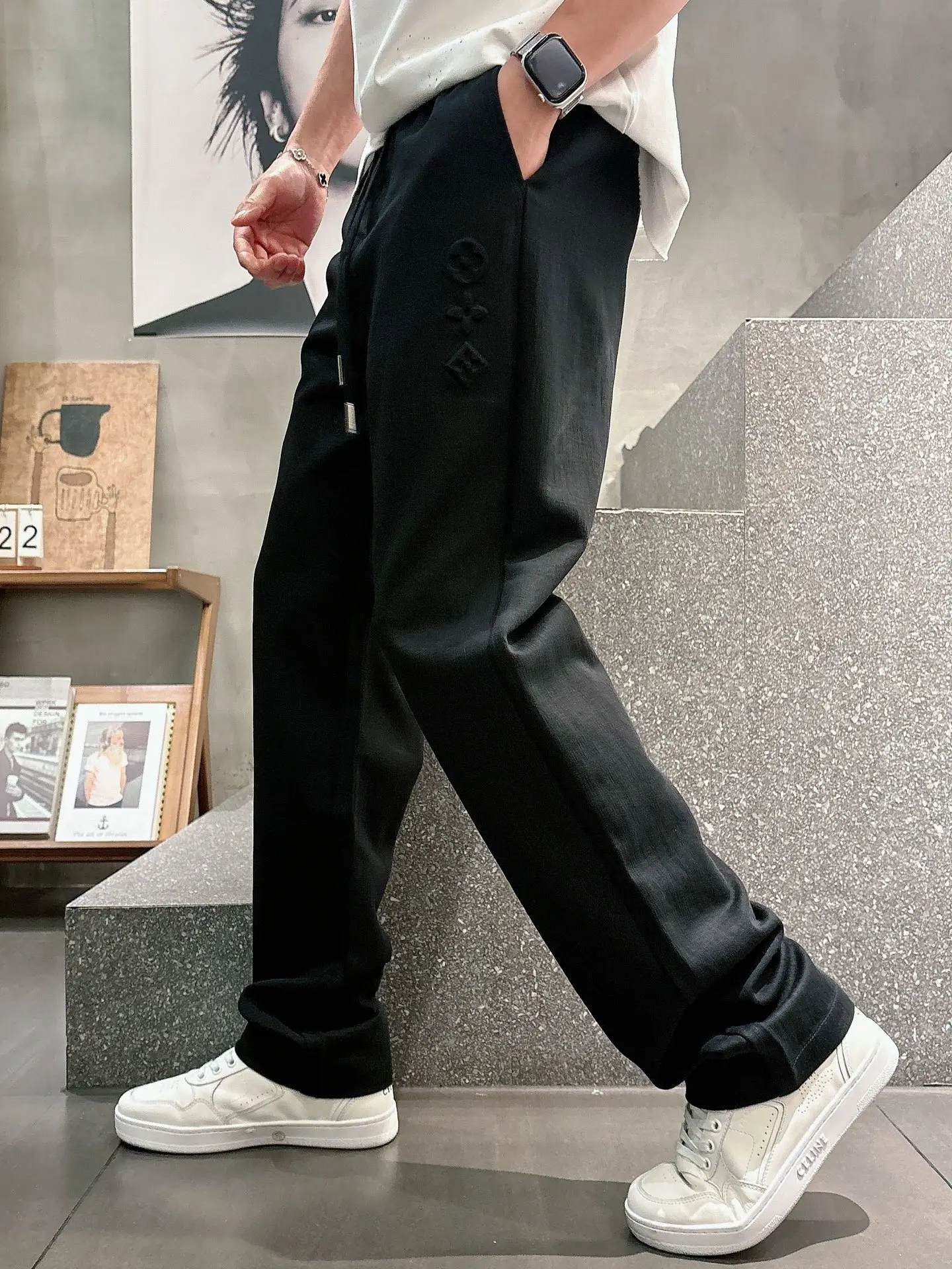 Logo-Embossed Straight-Leg Drawstring Trousers D22514655 — view 2