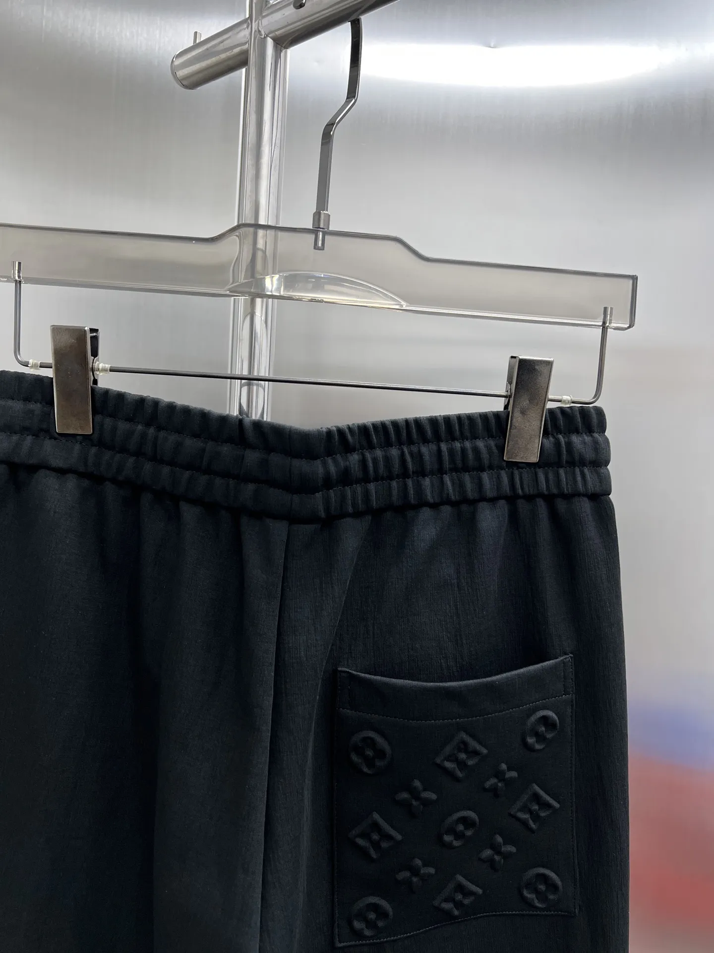 Embossed Logo Drawstring Trousers D22514647 — view 6