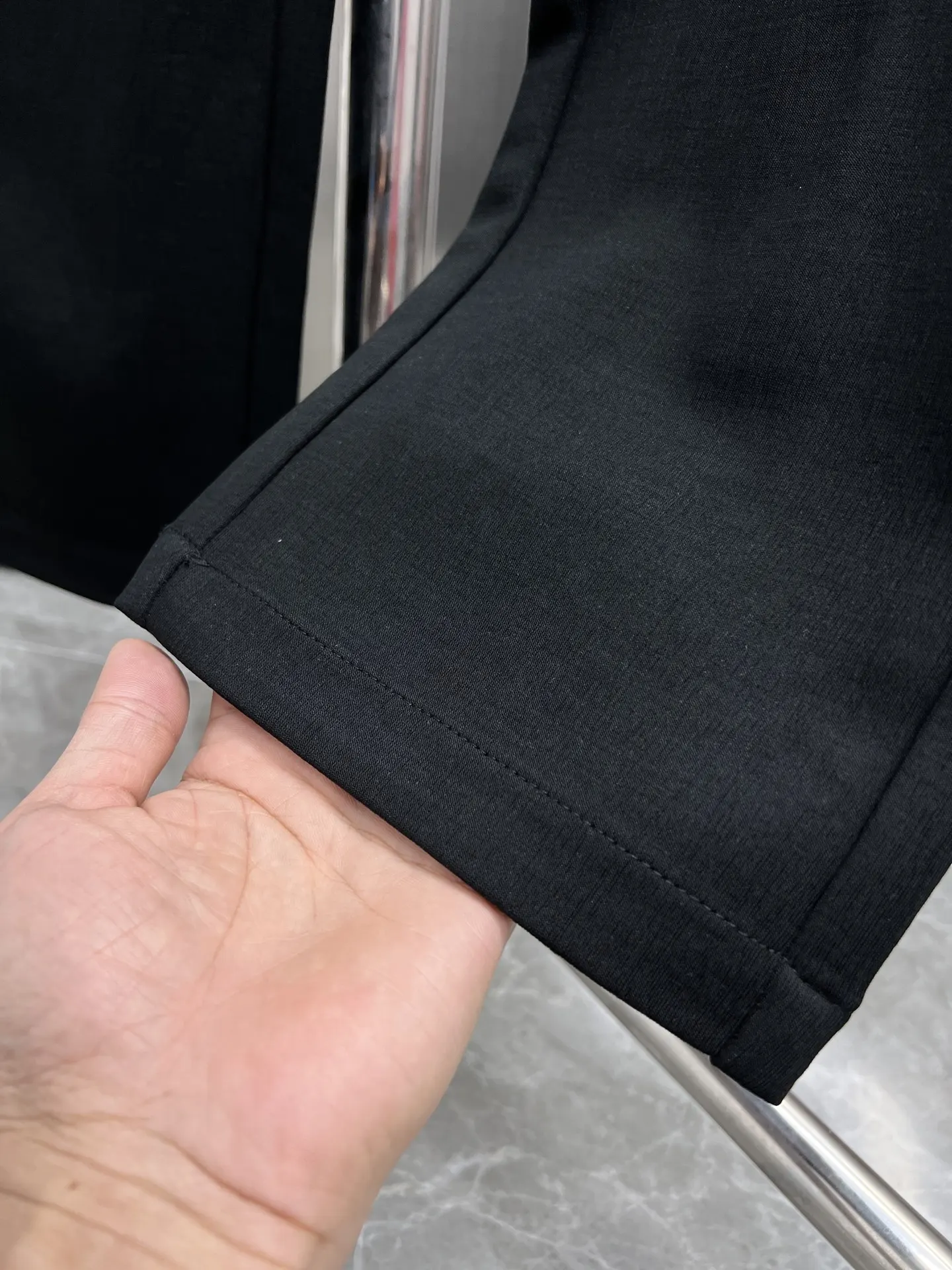 Embossed Logo Drawstring Trousers D22514647 — view 8