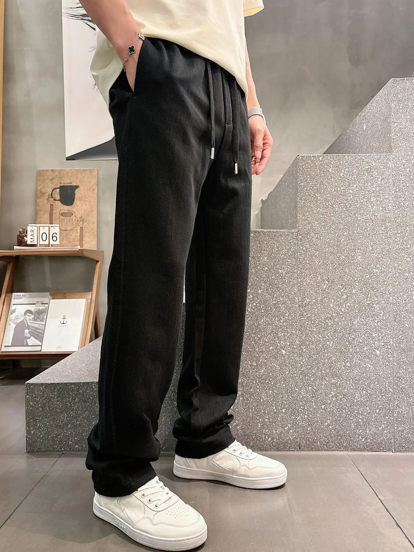Fendi Logo-Embroidered Drawstring Sweatpants D22513347 — view 6