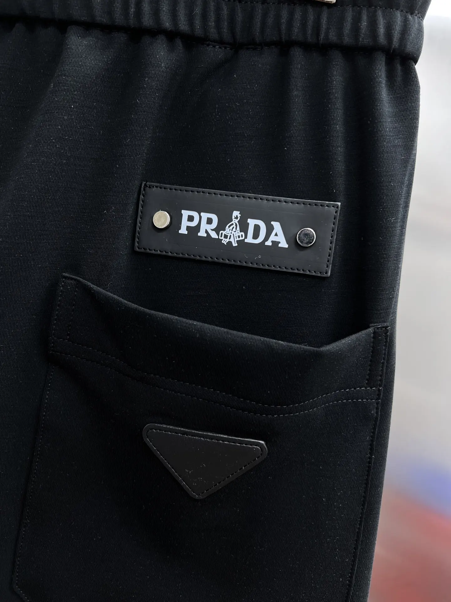 Logo-Embroidered Straight-Leg Sweatpants D22514633 — view 7
