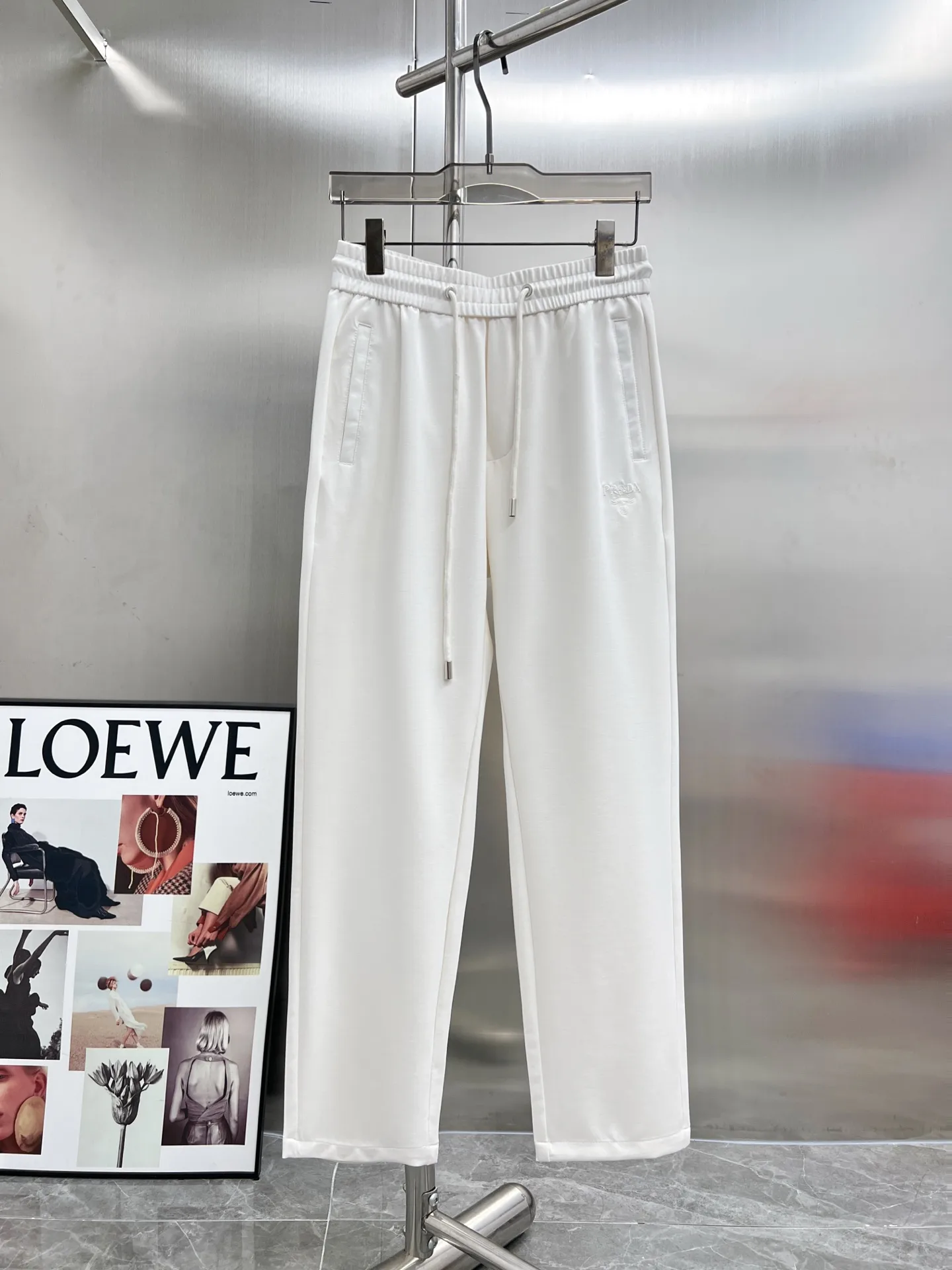 Logo-Embroidered Drawstring Sweatpants D22514634