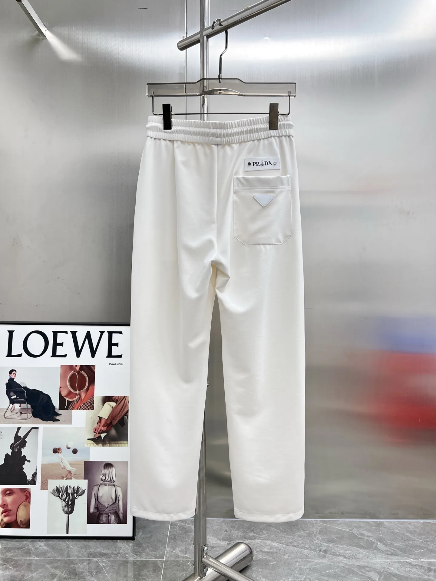 Logo-Embroidered Drawstring Sweatpants D22514634 — view 2