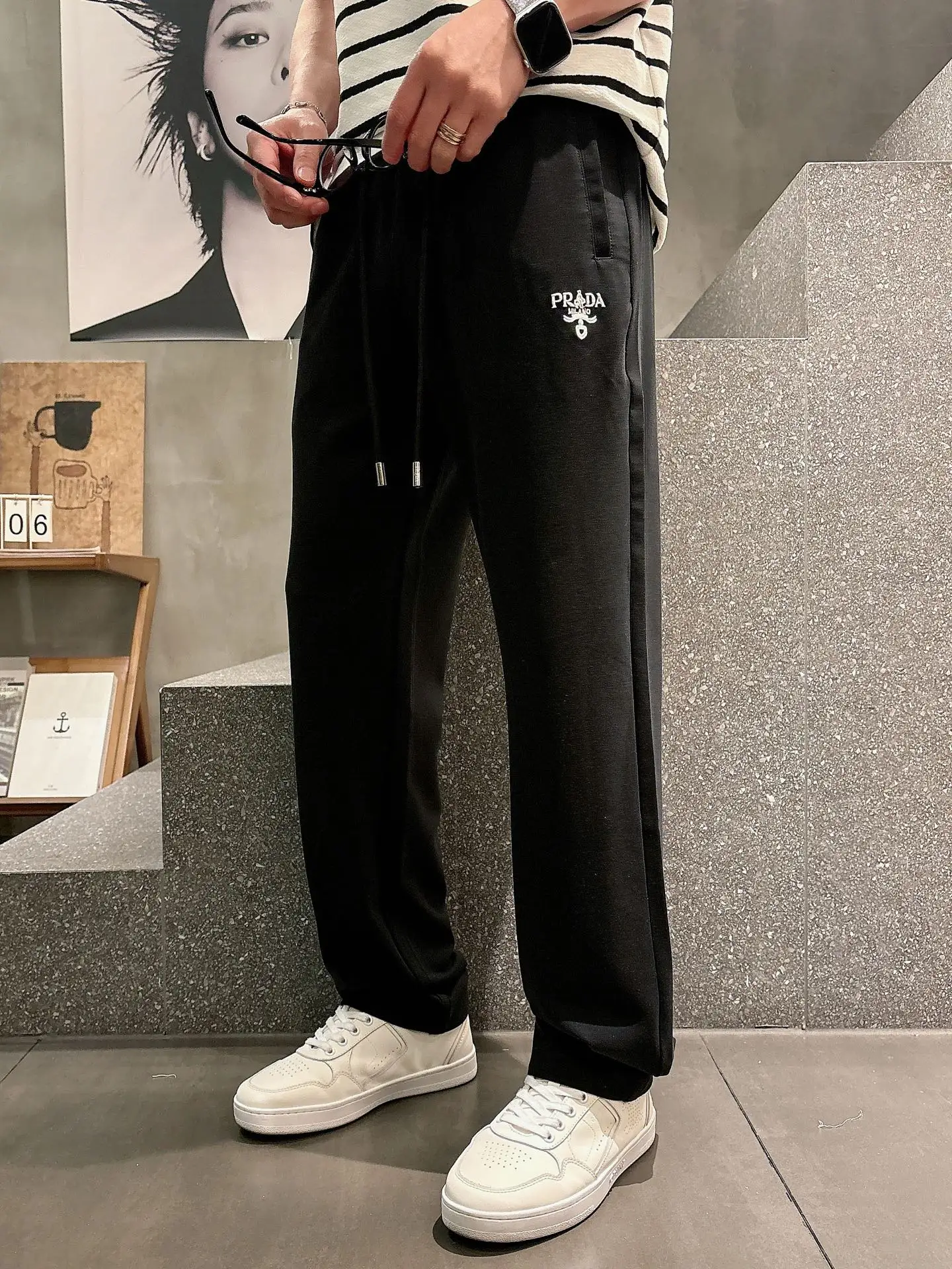 Logo-Embroidered Cotton-Blend Sweatpants D22513345 — view 4