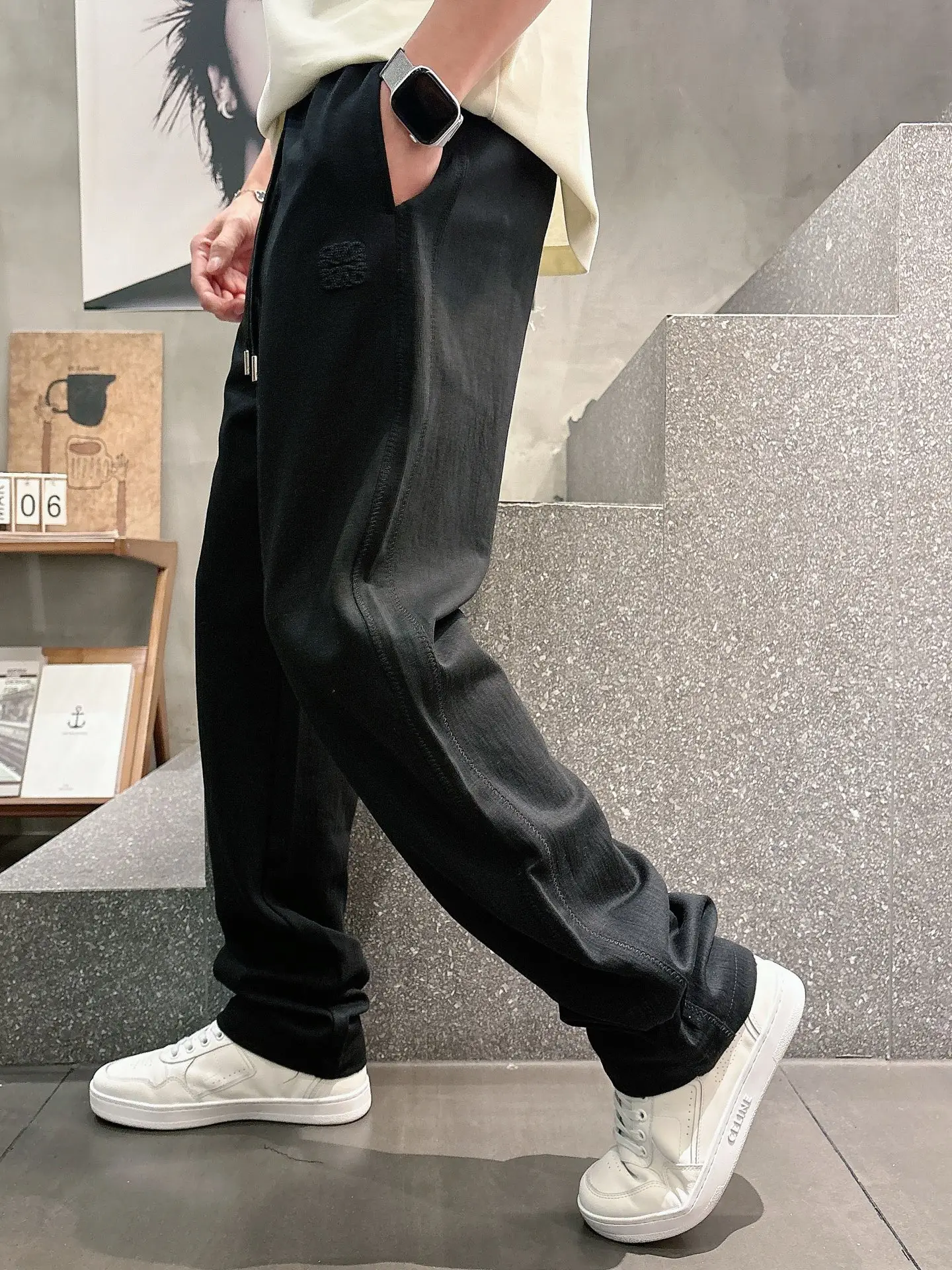 Logo-Embroidered Drawstring Trousers D22513341 — view 6