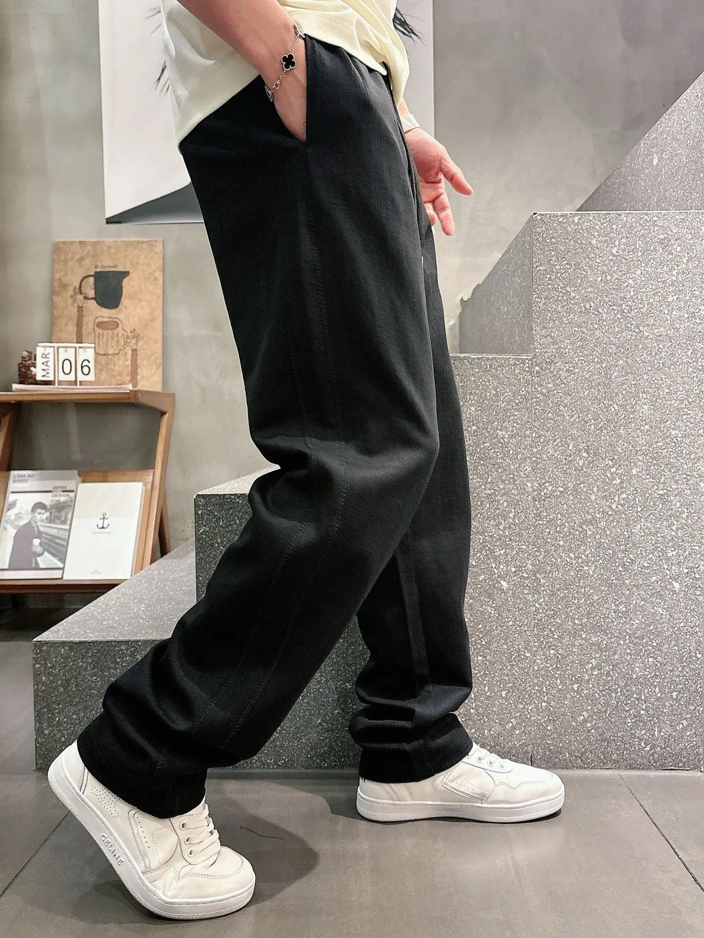 Logo-Embroidered Drawstring Trousers D22513341 — view 9