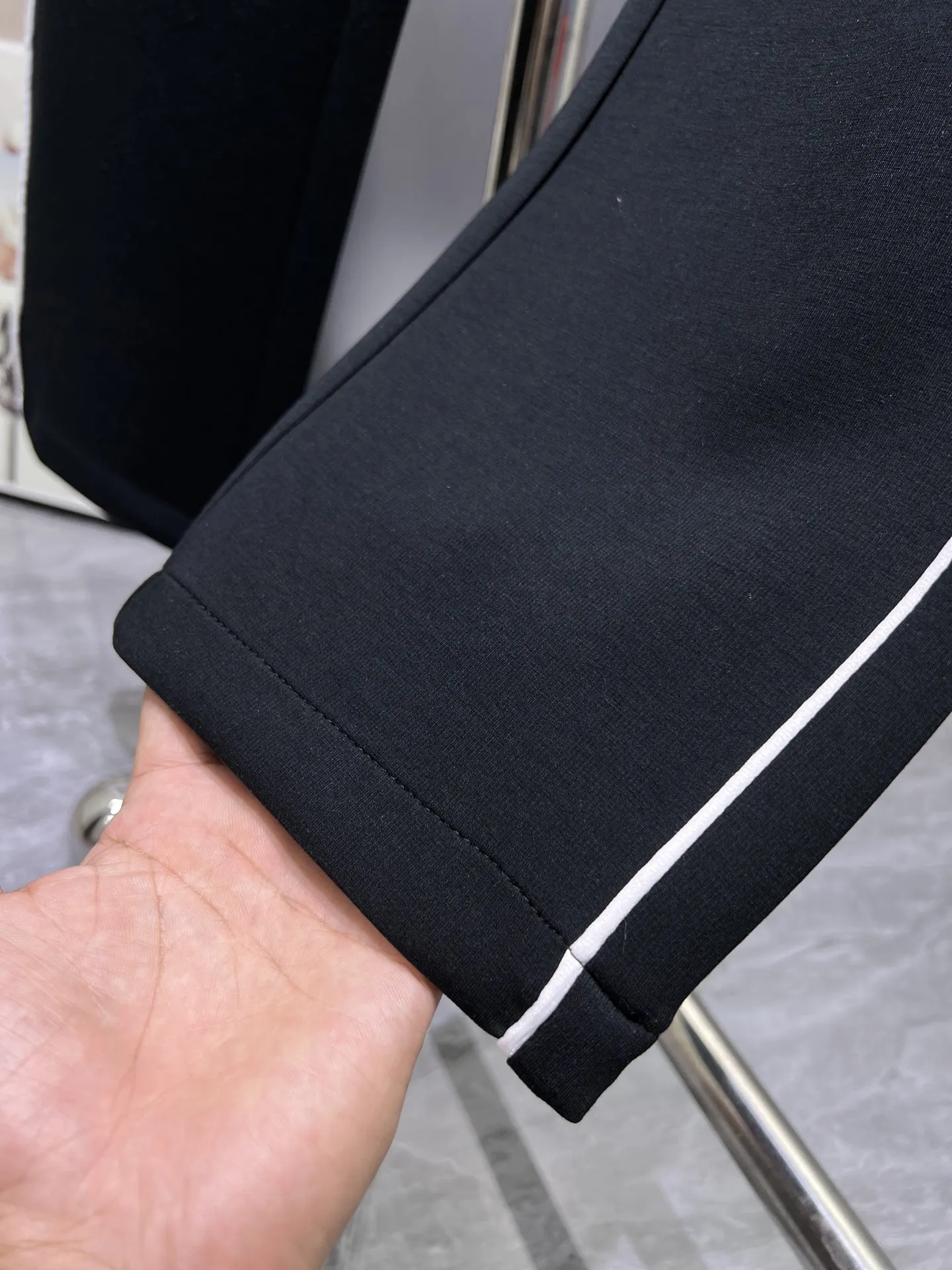 Logo Embroidered Side-Stripe Sweatpants D22512358 — view 9