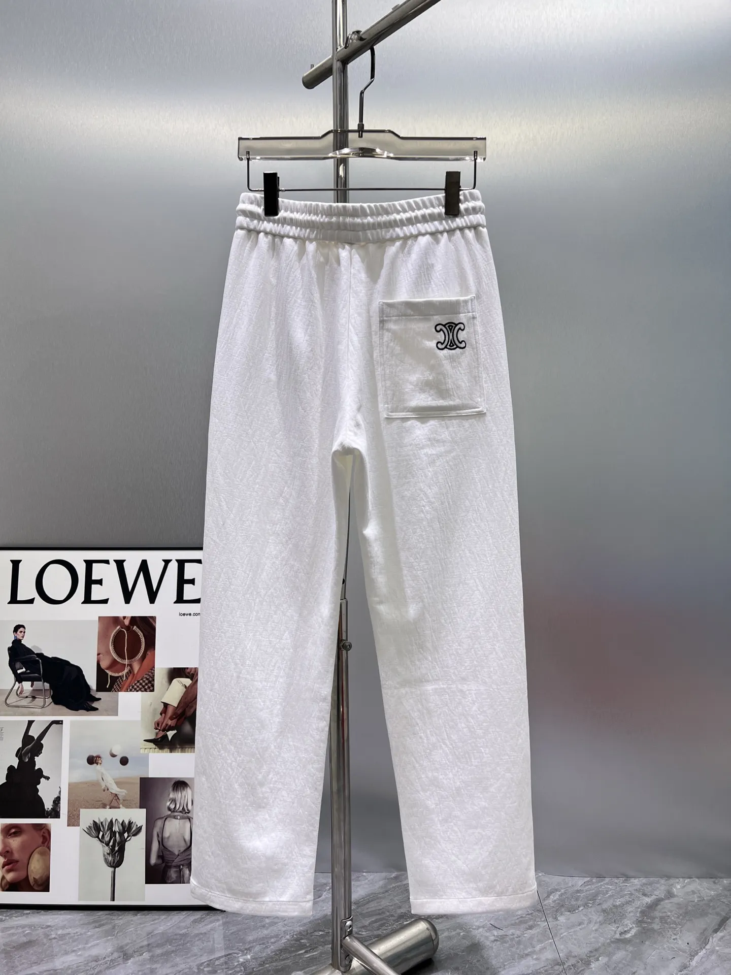 Logo Embroidered Cotton-Blend Sweatpants D22012369 — view 2