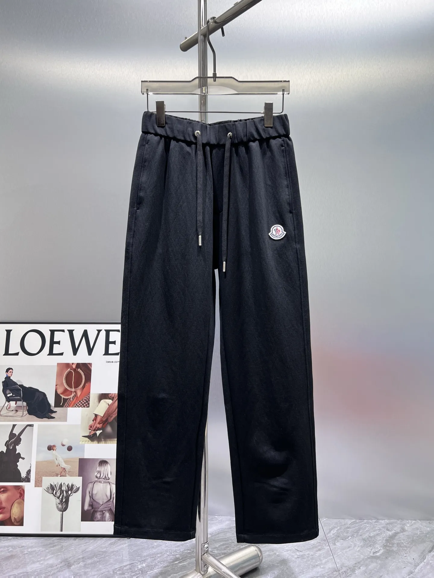 Logo-Appliquéd Straight-Leg Sweatpants D22512368