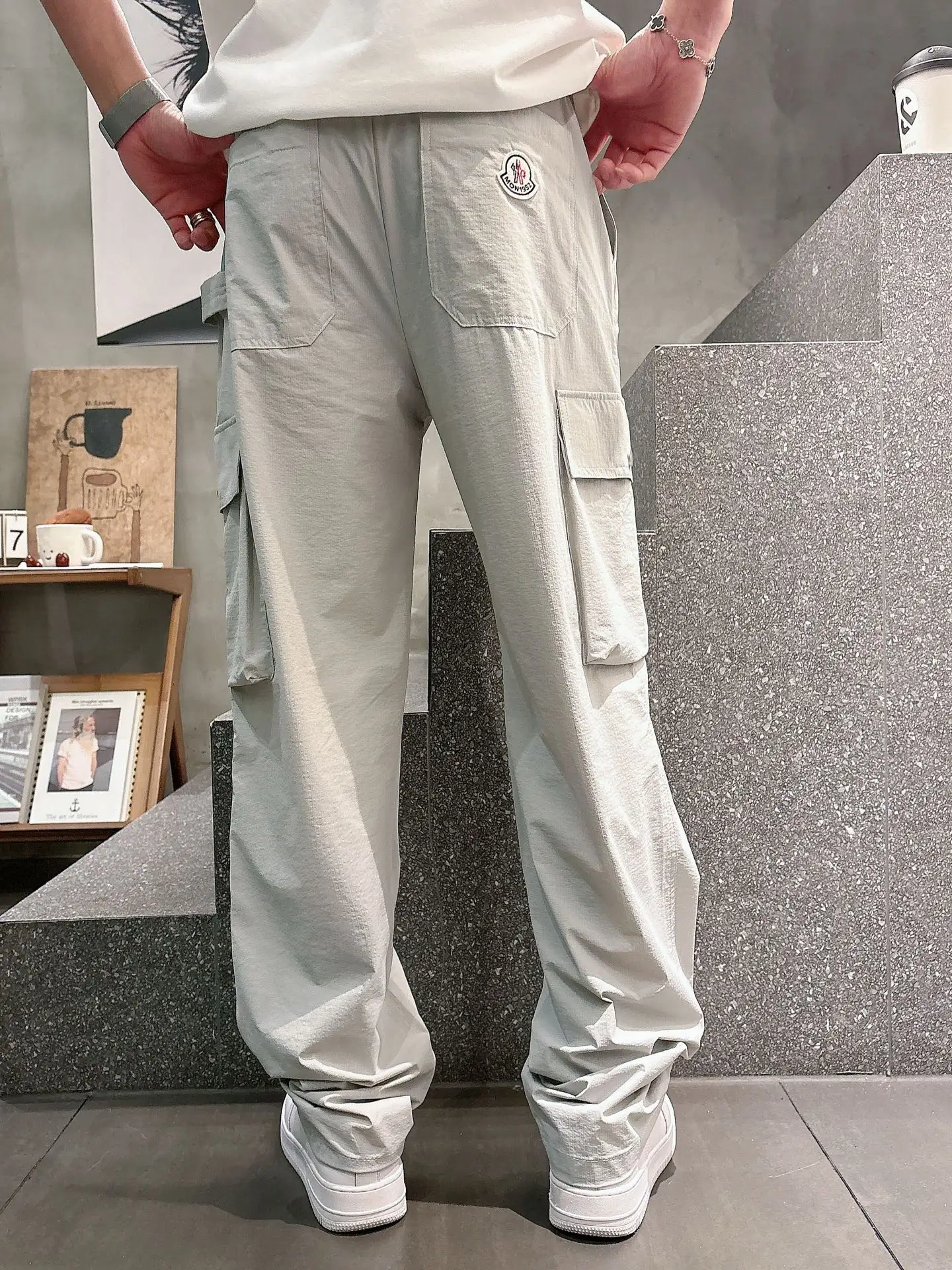 Moncler Logo-Appliqué Cargo Trousers D23512400 — view 8
