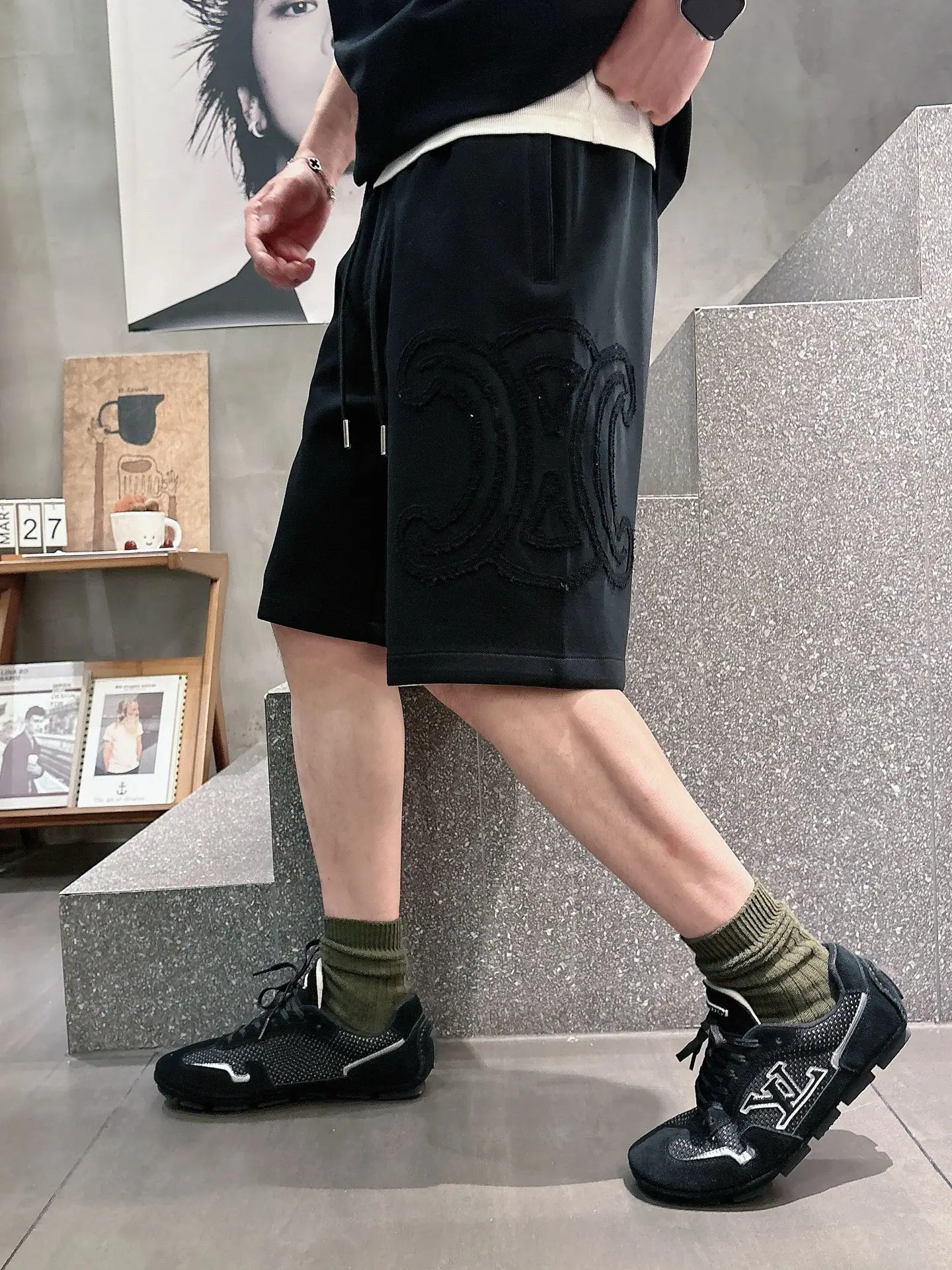 Logo Appliqué Cotton Jersey Shorts D20012457 — view 2