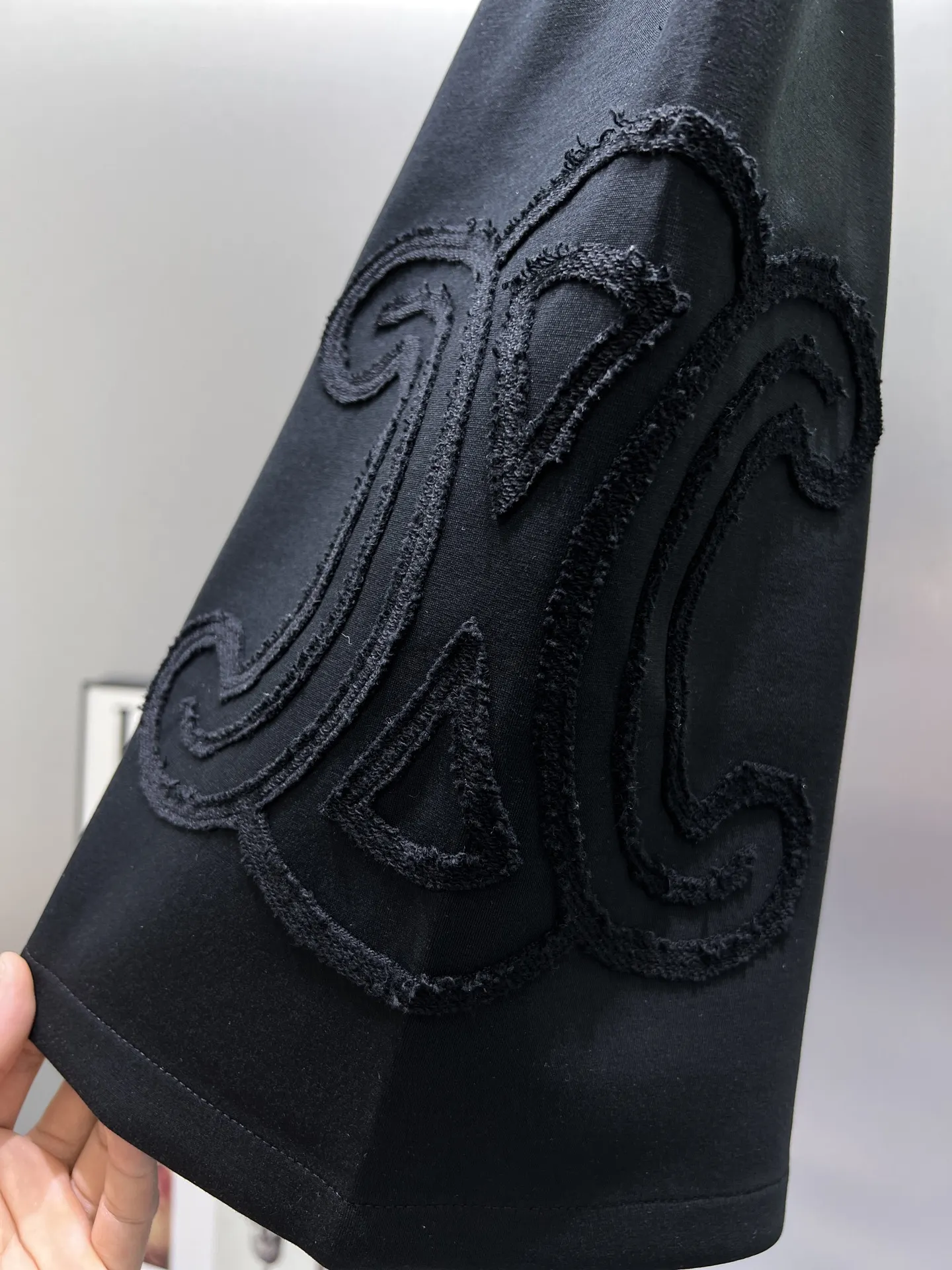 Logo Appliqué Cotton-Jersey Shorts D20012433 — view 9