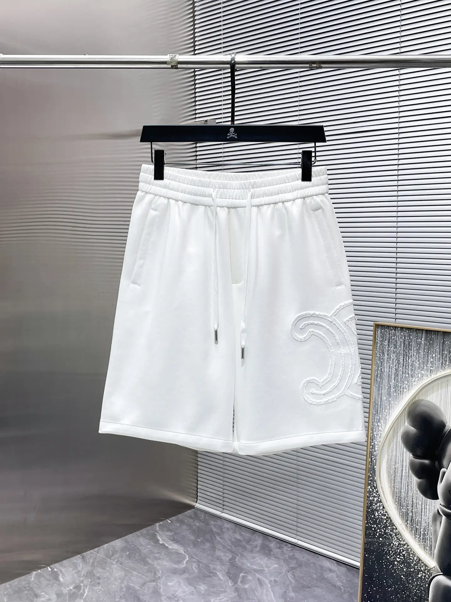 Logo Appliqué Drawstring Shorts D20012438