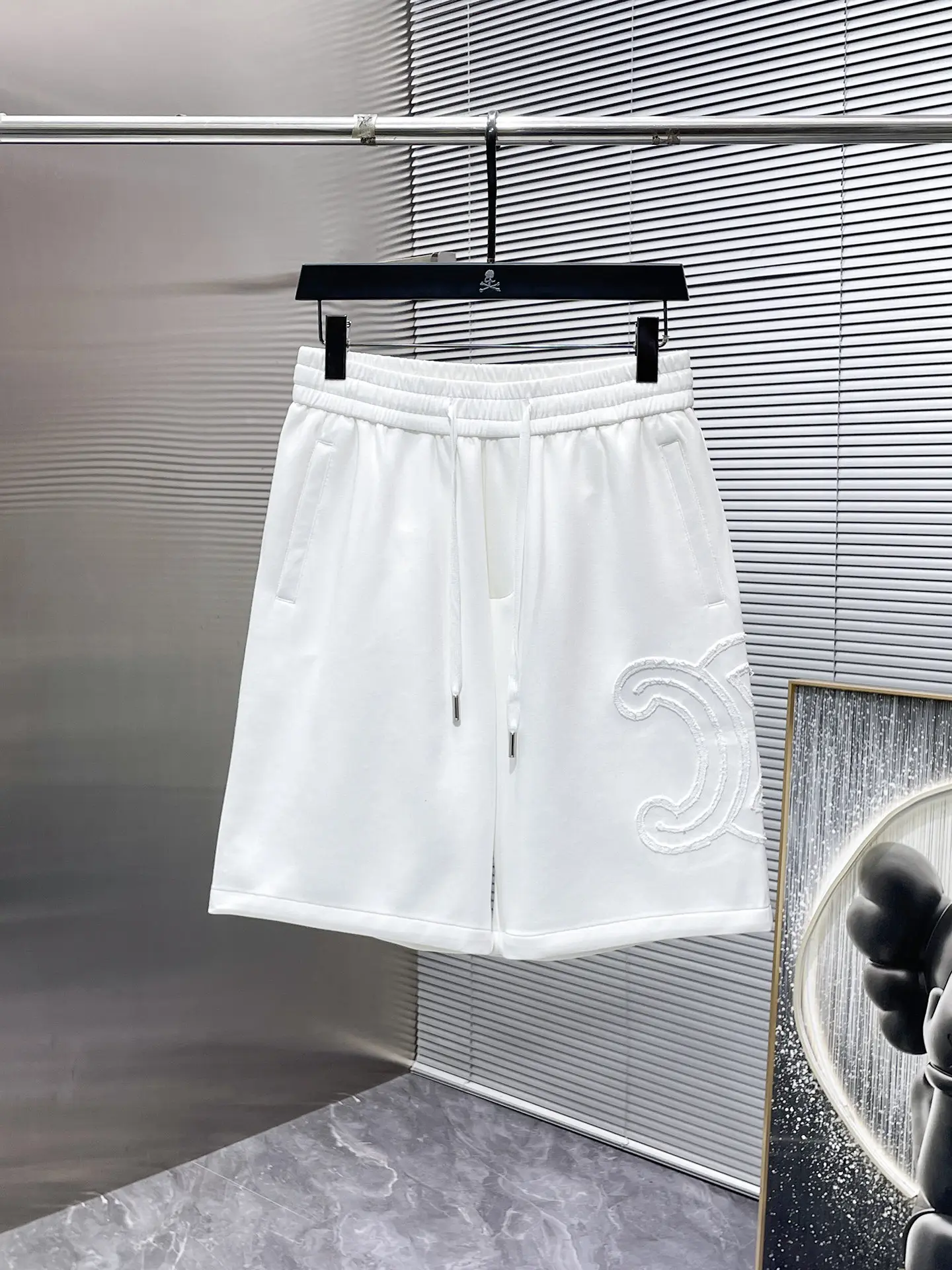 Logo Appliqué Drawstring Shorts D20012438