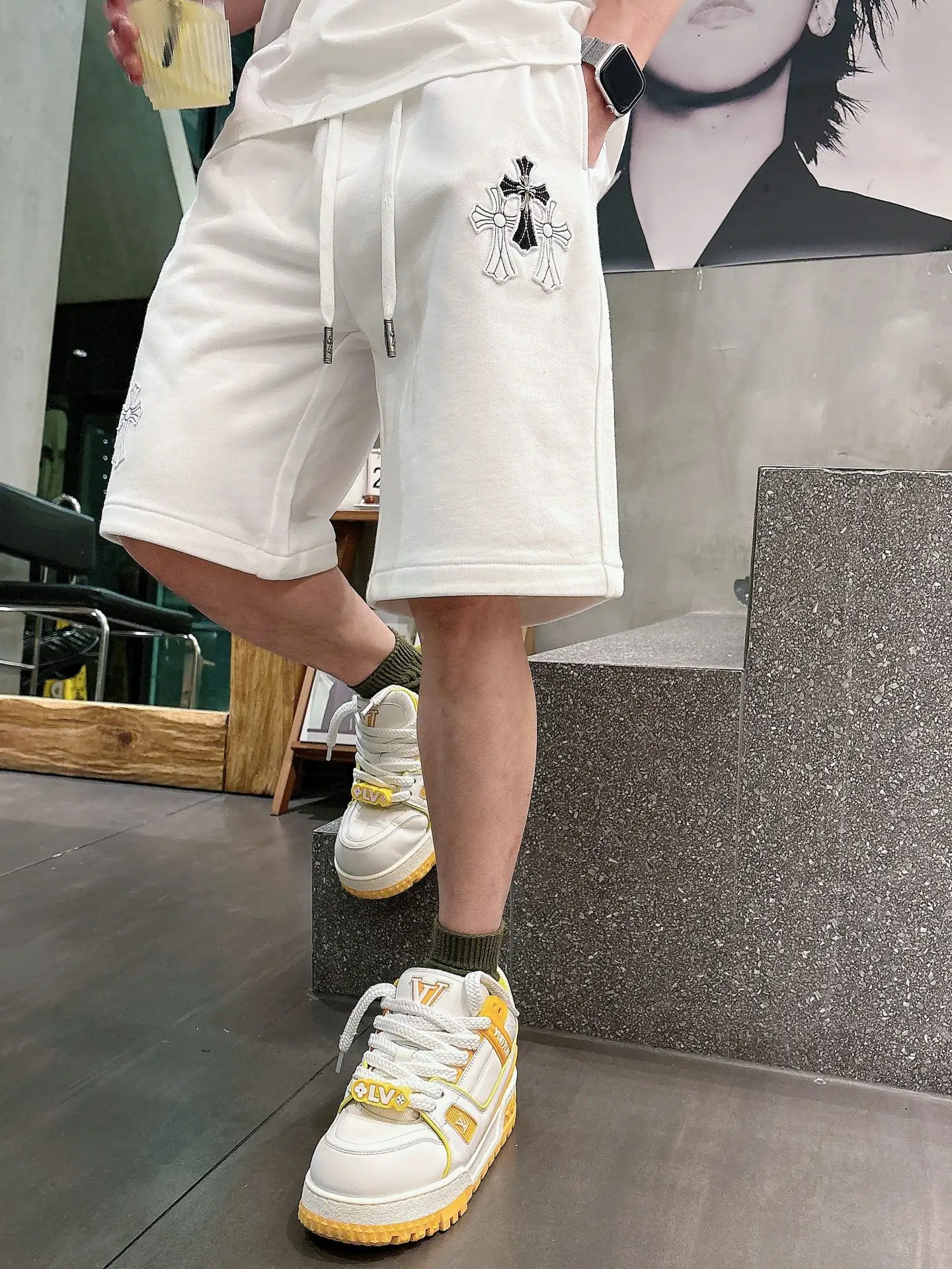 Logo Patch Cotton-Jersey Shorts D21012444 — view 3