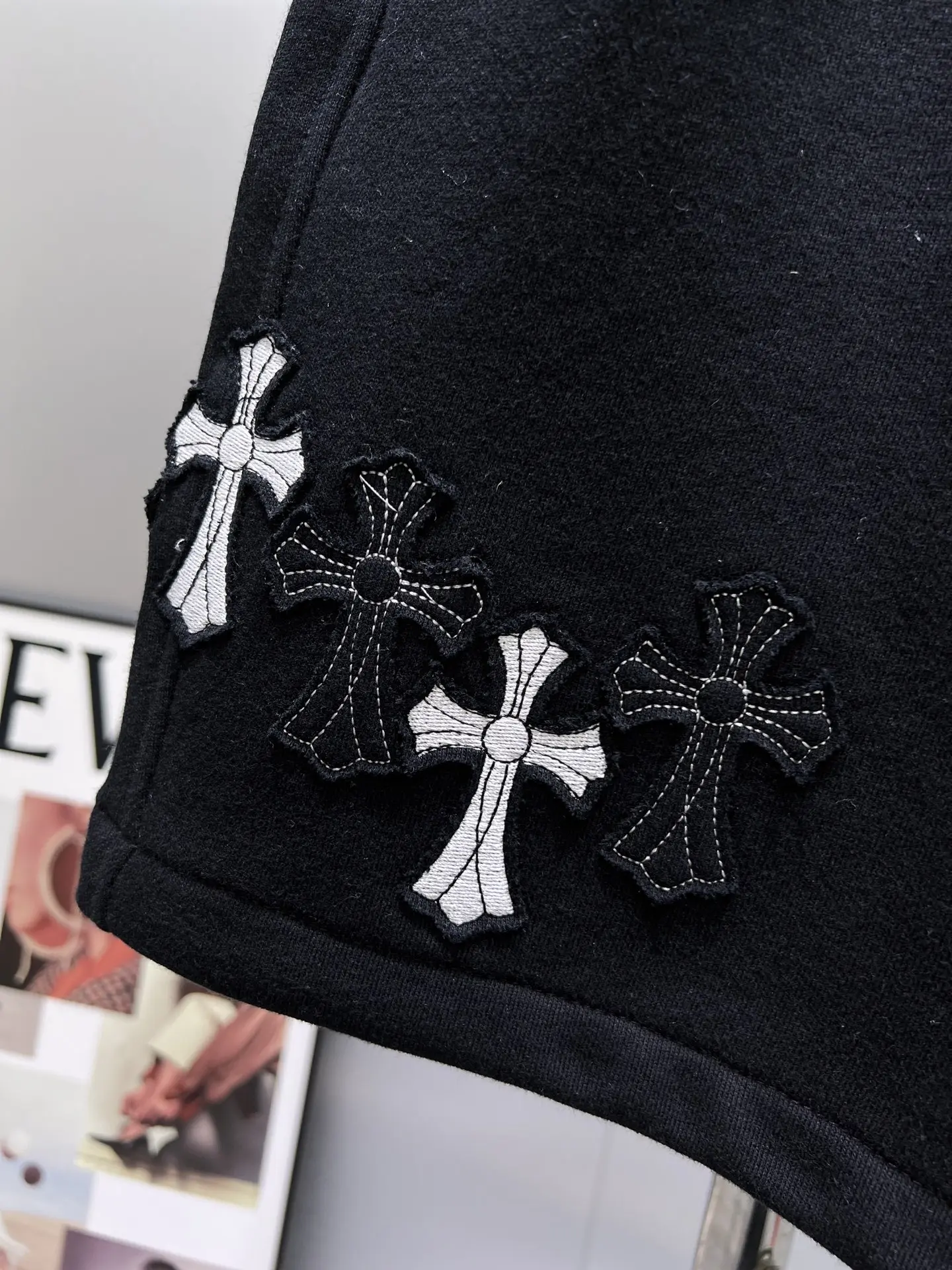 Cross Patch Embroidered Sweat Shorts D21012419 — view 6