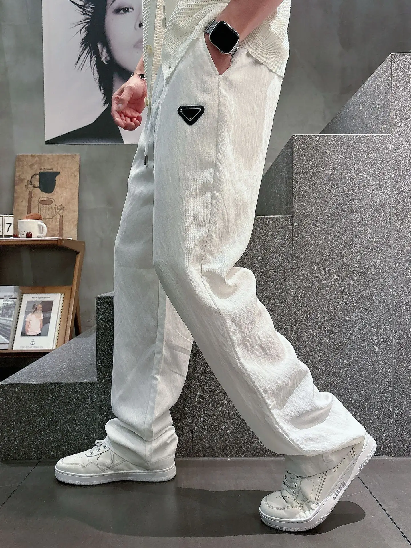Logo-Patch Drawstring Casual Trousers D23012397 — view 2