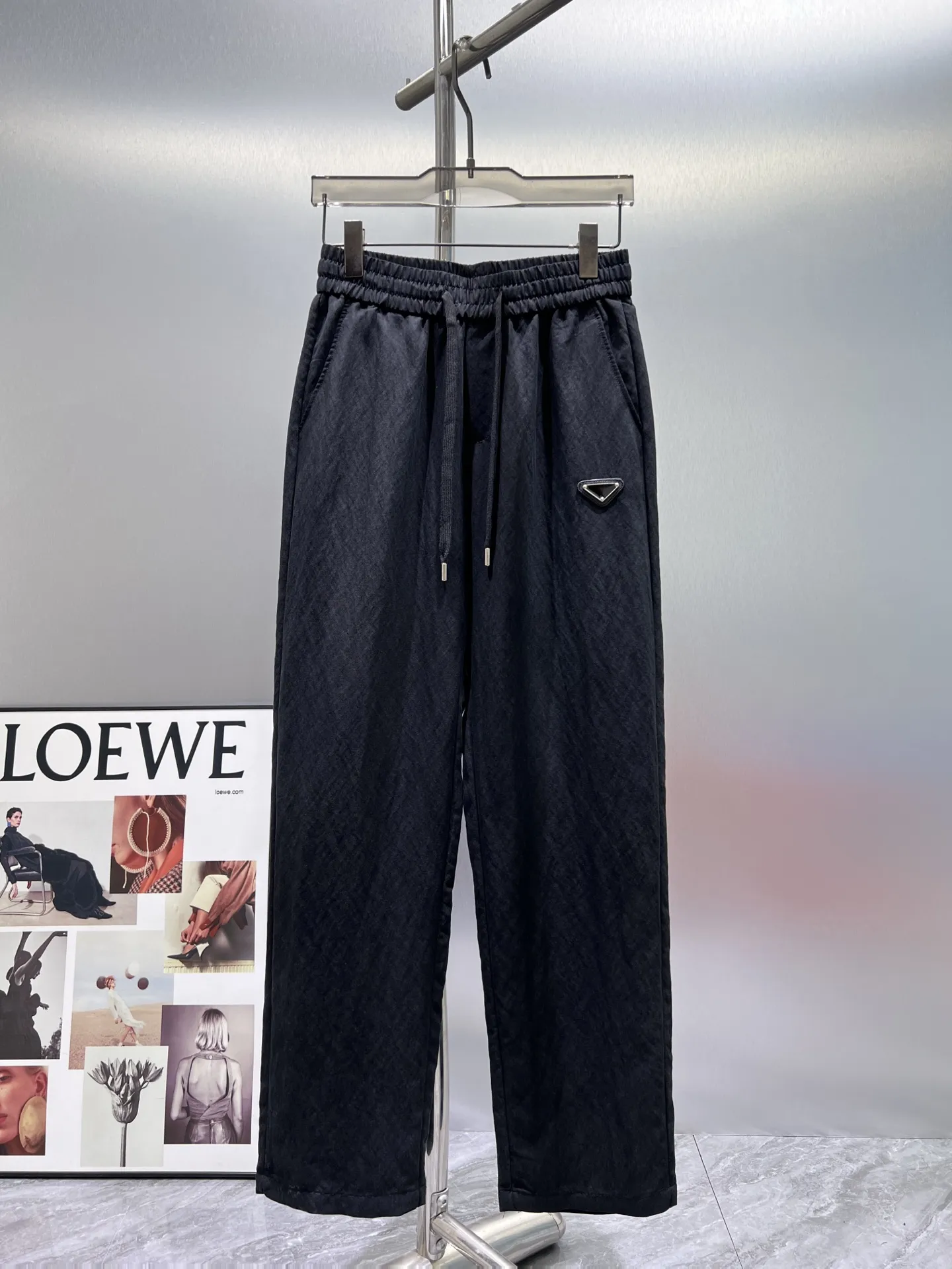 Logo-Patch Drawstring Casual Trousers D23012366