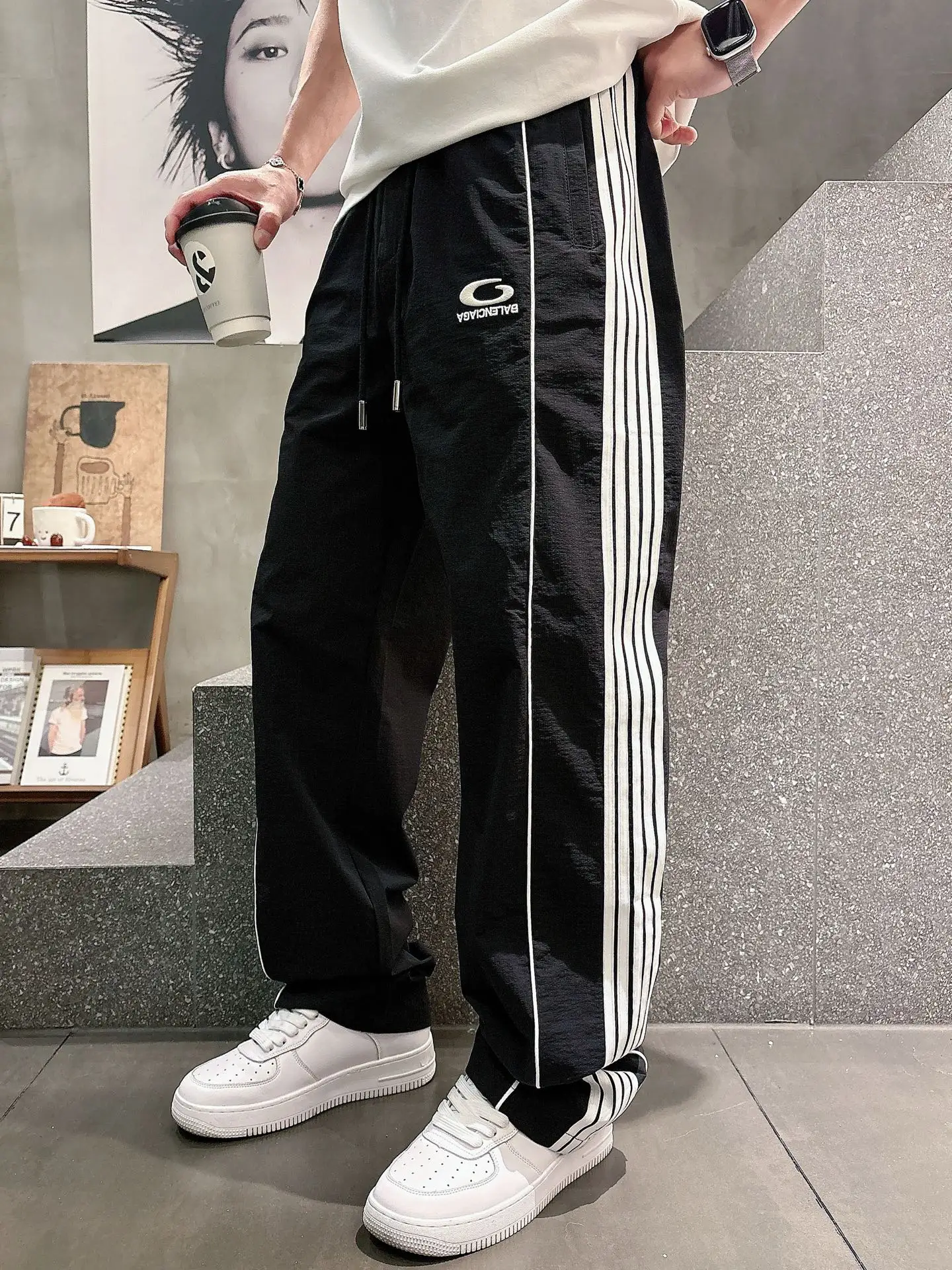 Logo Embroidered Side-Stripe Track Pants D23512398 — view 7