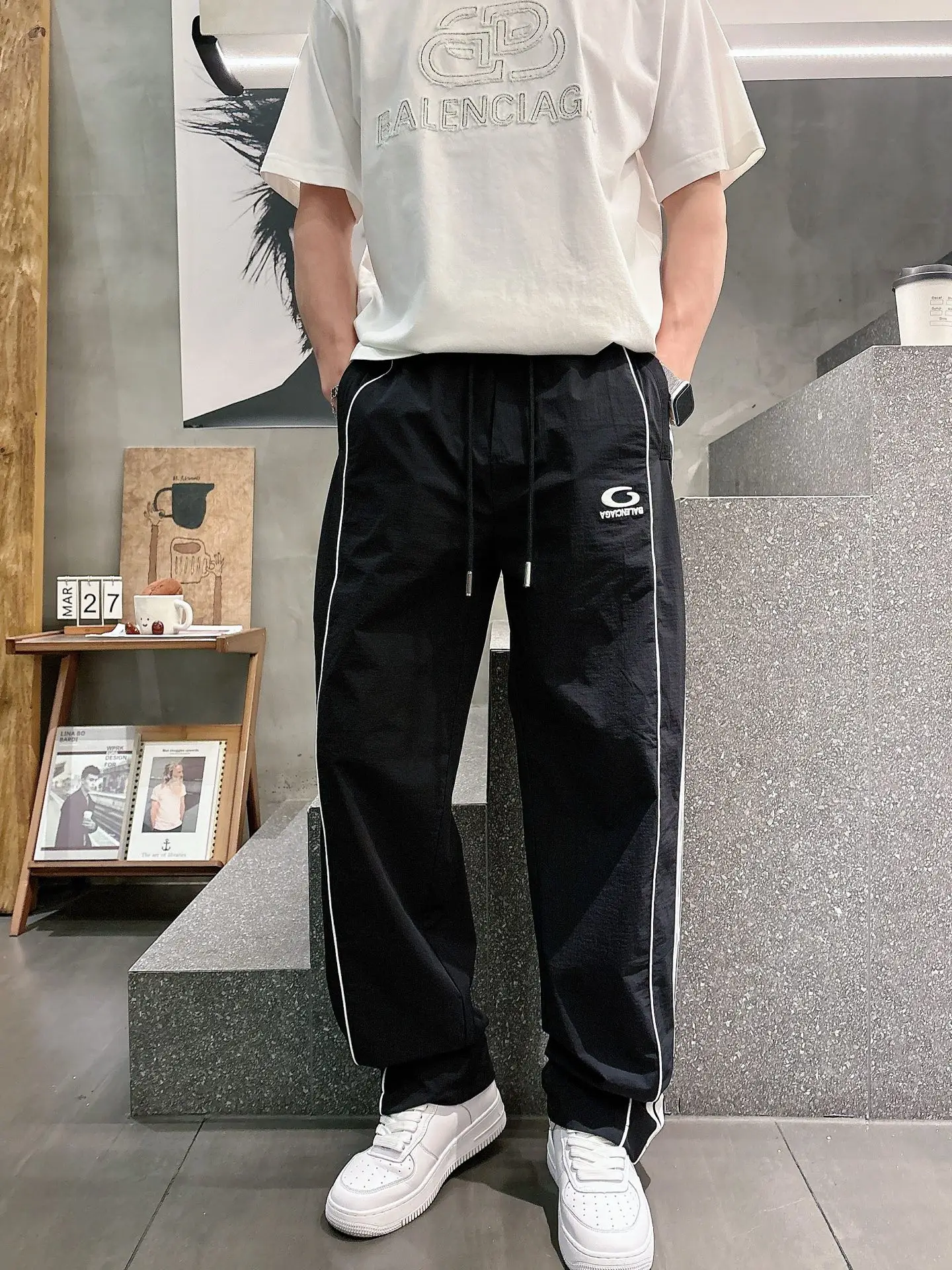Logo Embroidered Side-Stripe Track Pants D23512398 — view 9