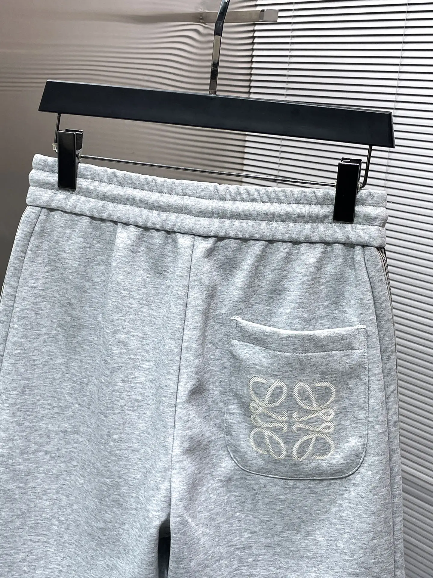 Logo Embroidered Cotton-Blend Jersey Shorts D20512436 — view 4