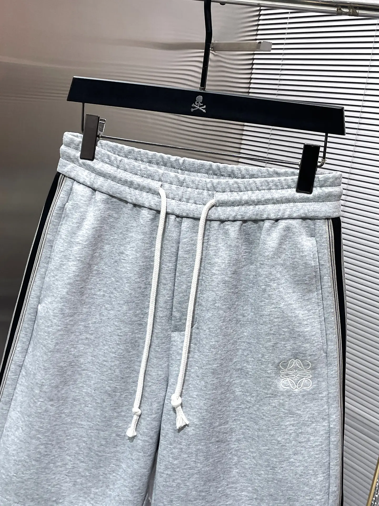 Logo Embroidered Cotton-Blend Jersey Shorts D20512436 — view 5