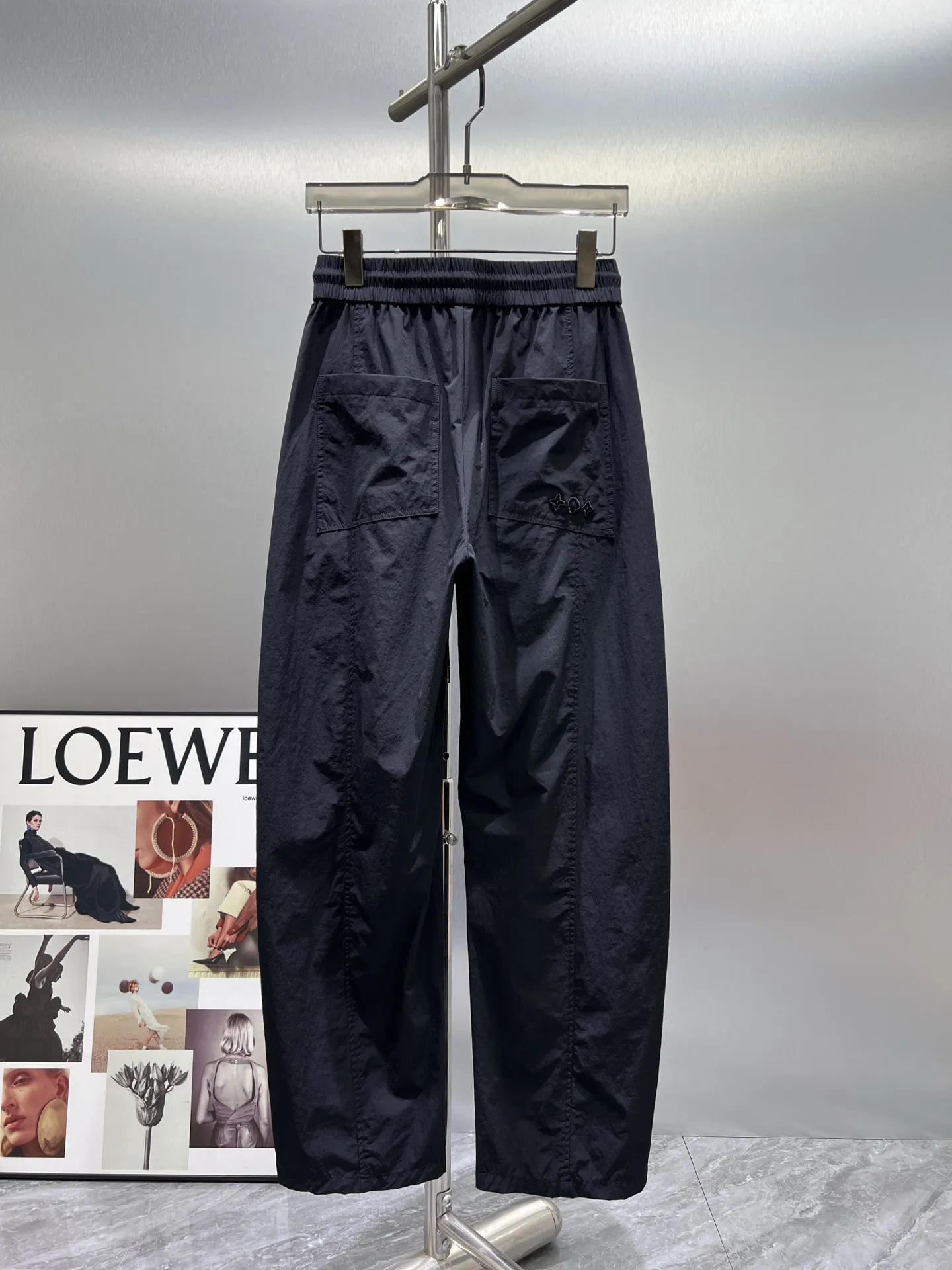 Embroidered Logo Drawstring Trousers D21512410 — view 2