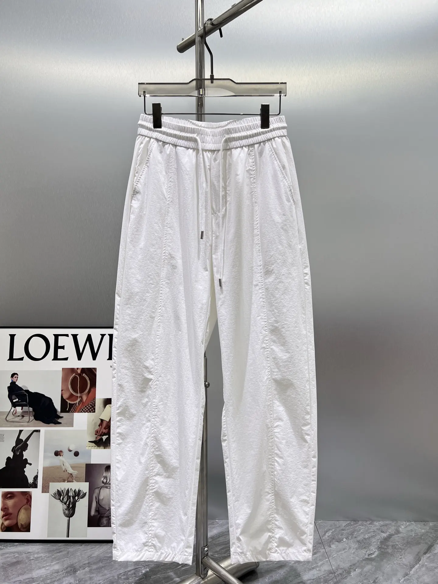 Embroidered Logo Drawstring Casual Trousers D21512411