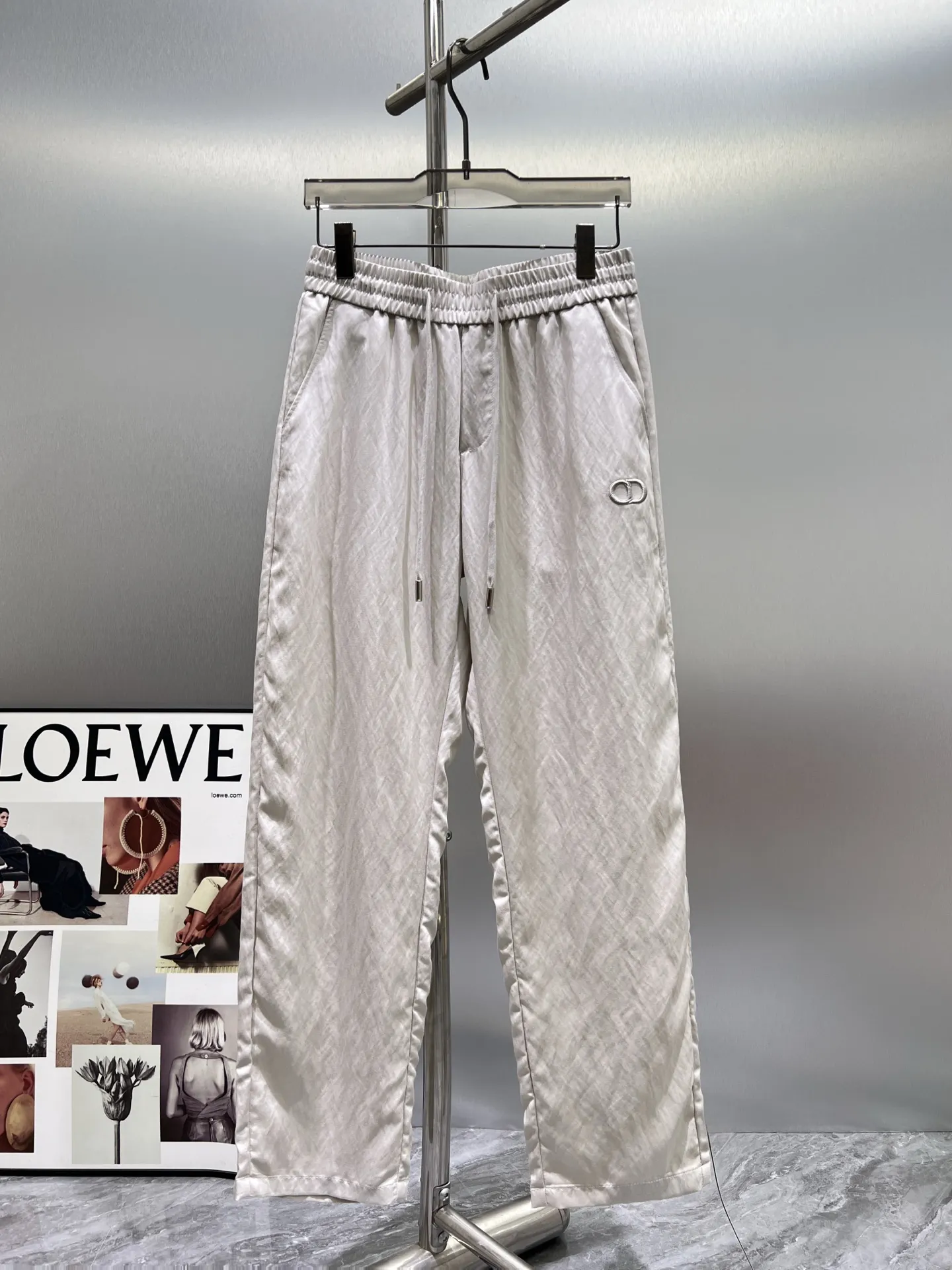 Logo-Embroidered Tencel and Linen-Blend Trousers D23012412