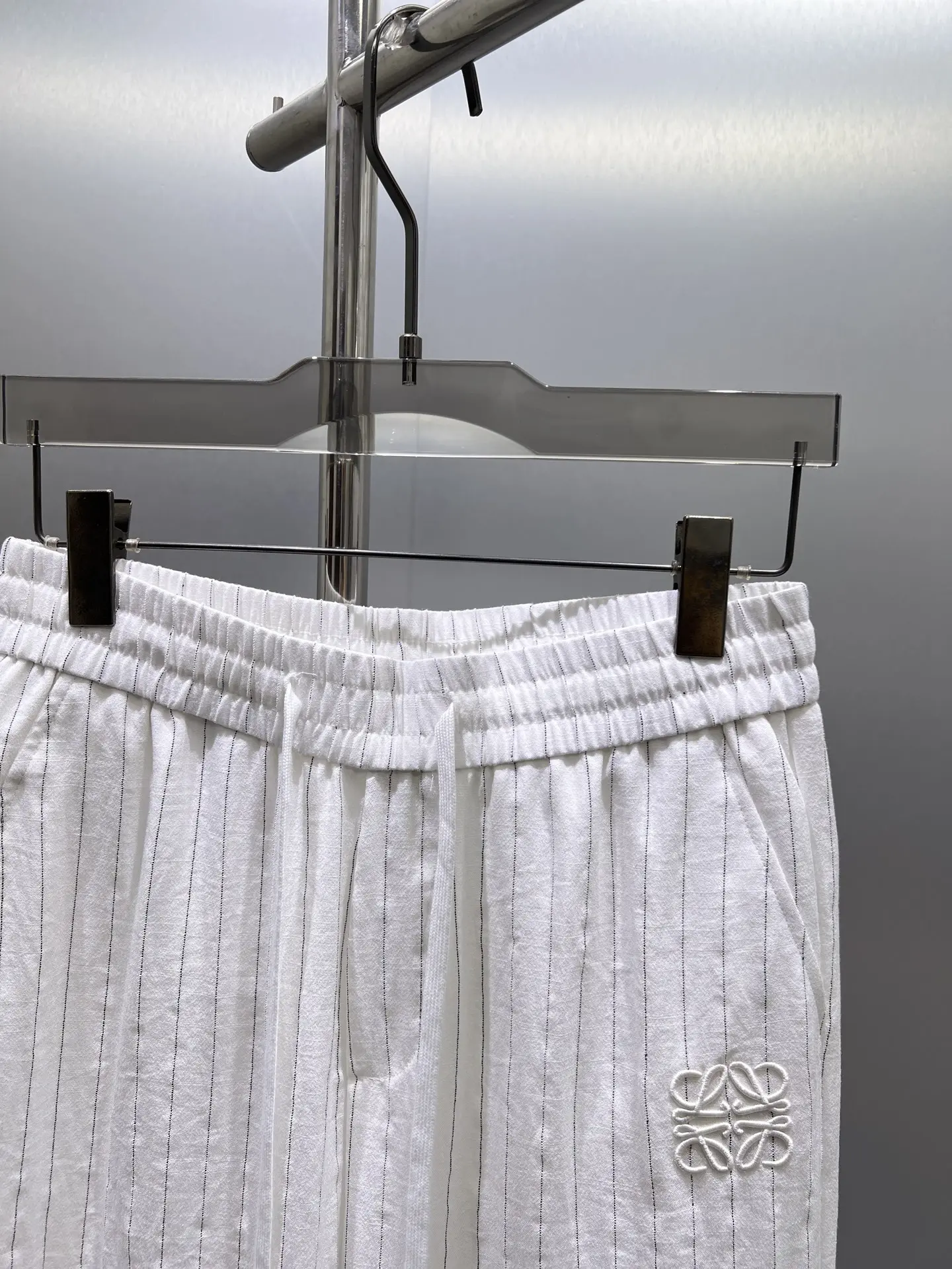 Embroidered Logo Cotton-Linen Trousers D19511417 — view 3