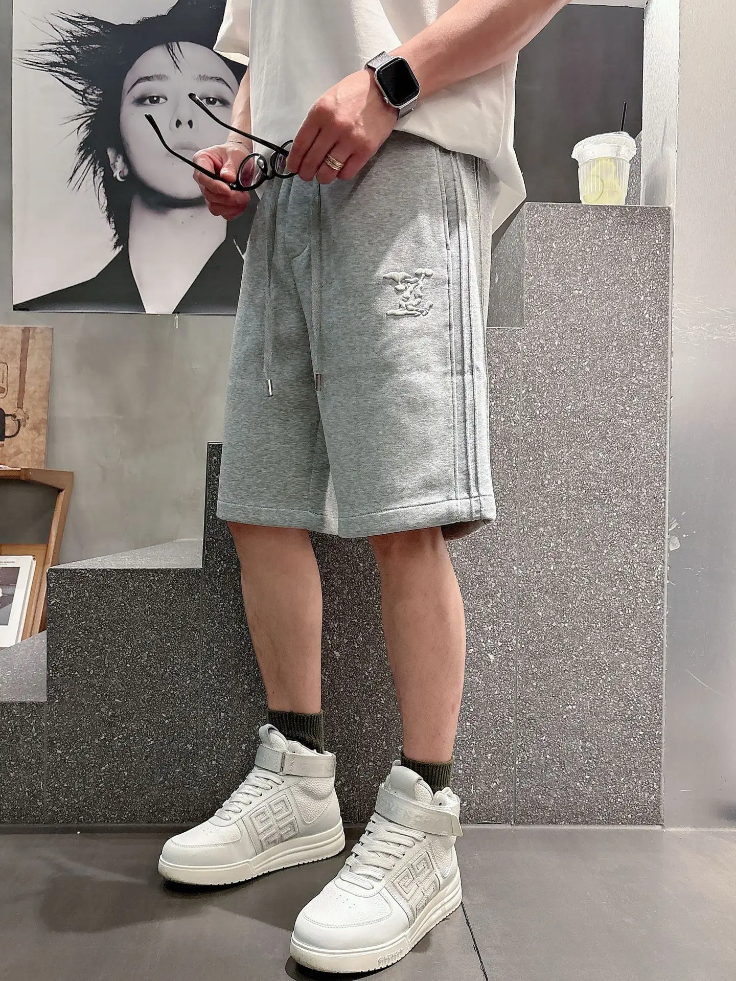 Embroidered Logo Jersey Shorts D18011428 — view 5