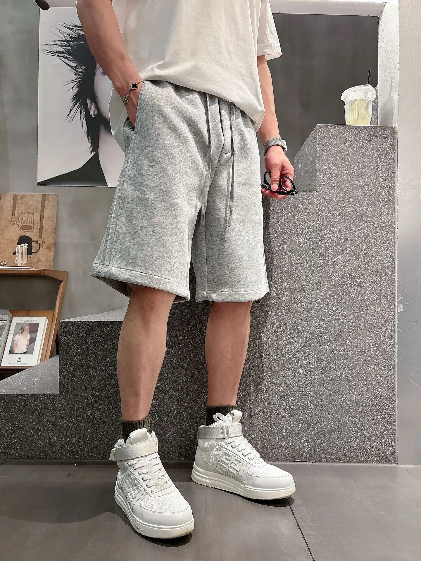 Embroidered Logo Jersey Shorts D18011428 — view 7