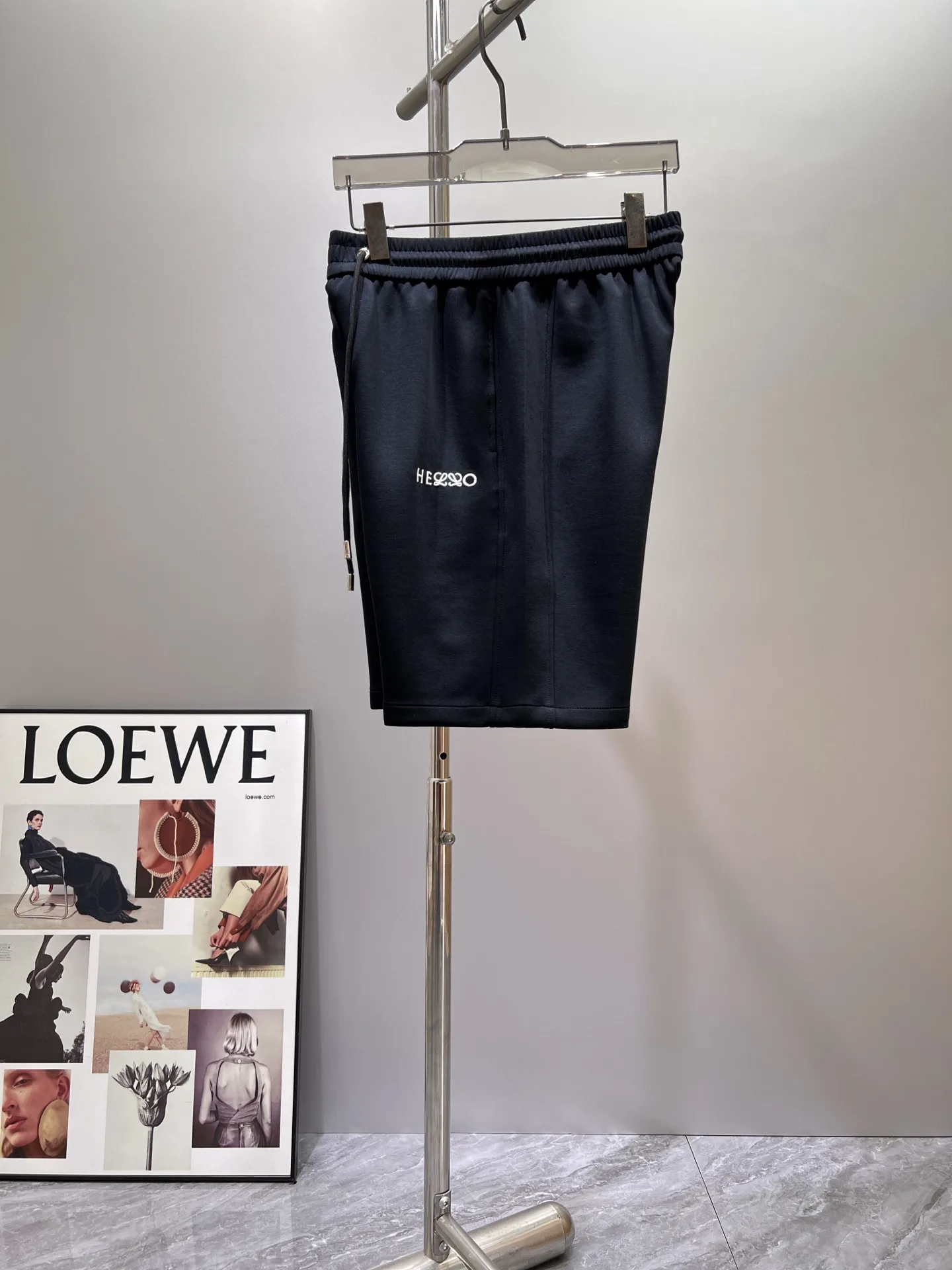 Logo-Embroidered Cotton-Blend Shorts D17011411 — view 3