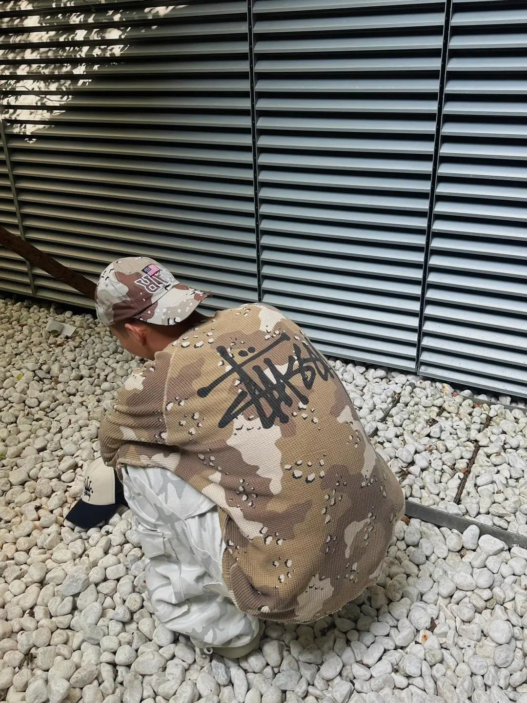 Waffle-Knit Enzyme-Washed Long Sleeve Top D16524987 — view 5