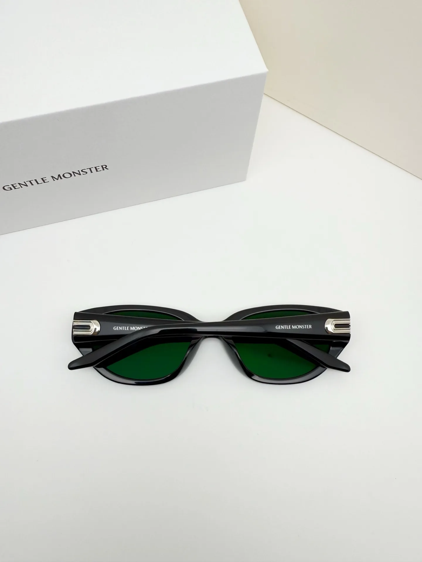 BONI Cat-Eye Sunglasses D34017763 — view 5
