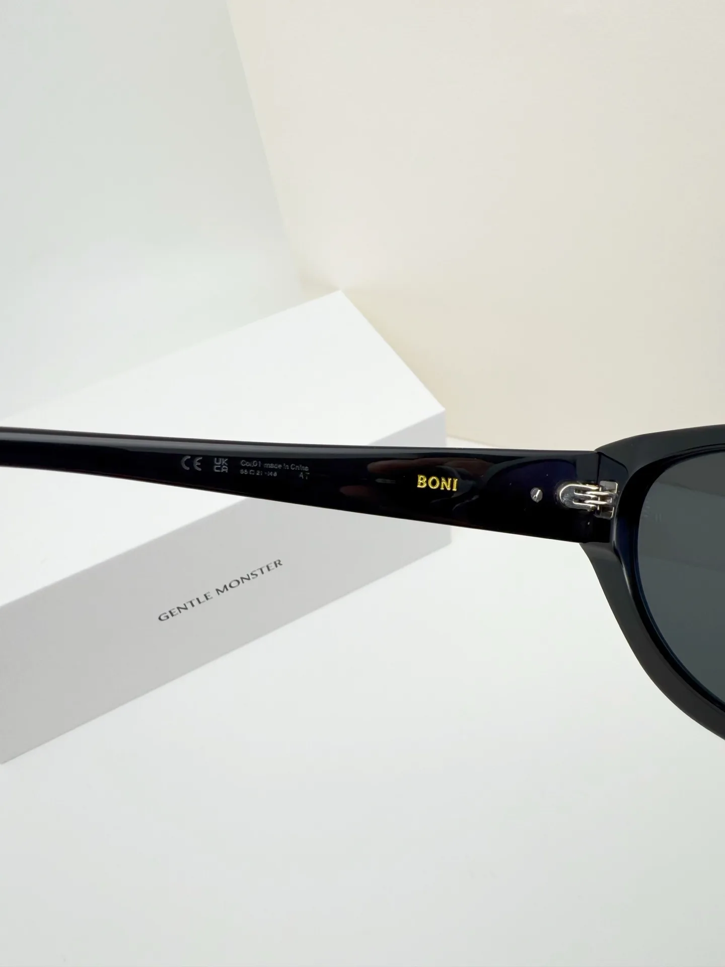 BONI Cat-Eye Sunglasses D34017763 — view 6