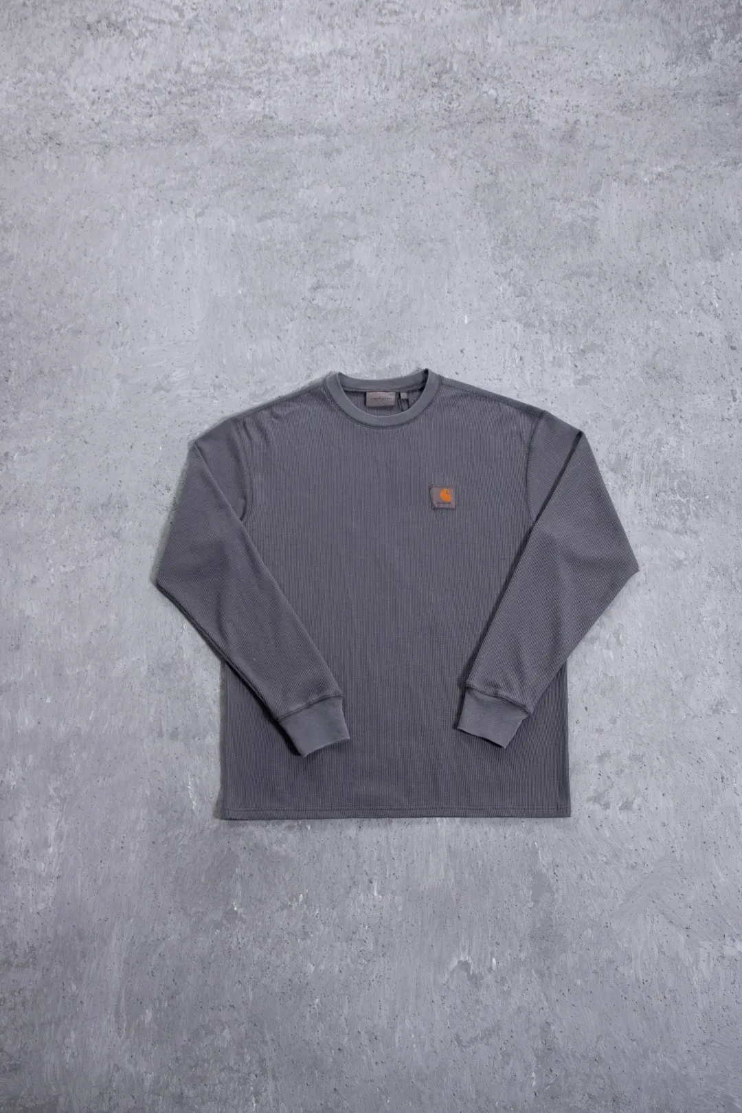 Enzyme-Washed Waffle Knit Long-Sleeve T-Shirt D13524984 — view 36