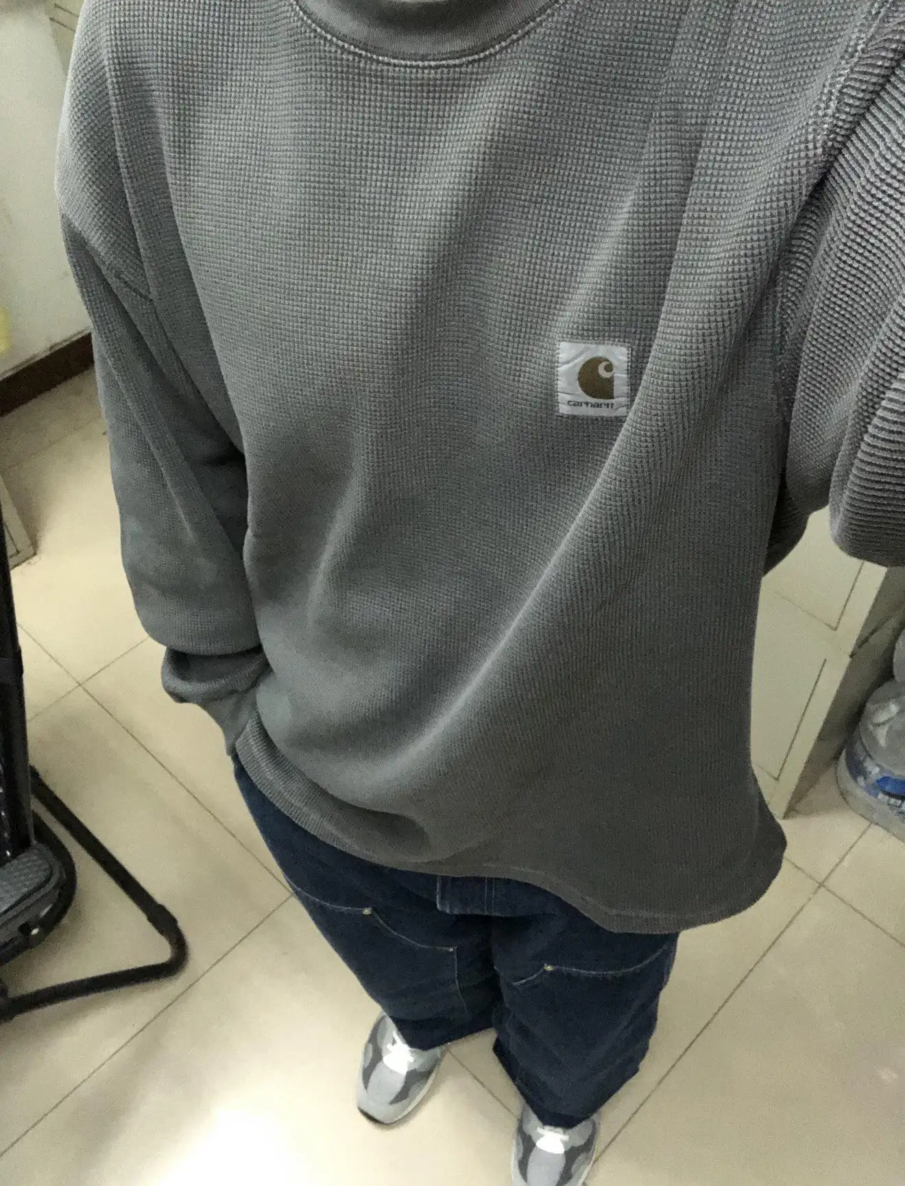 Enzyme-Washed Waffle Knit Long-Sleeve T-Shirt D13524984 — view 57
