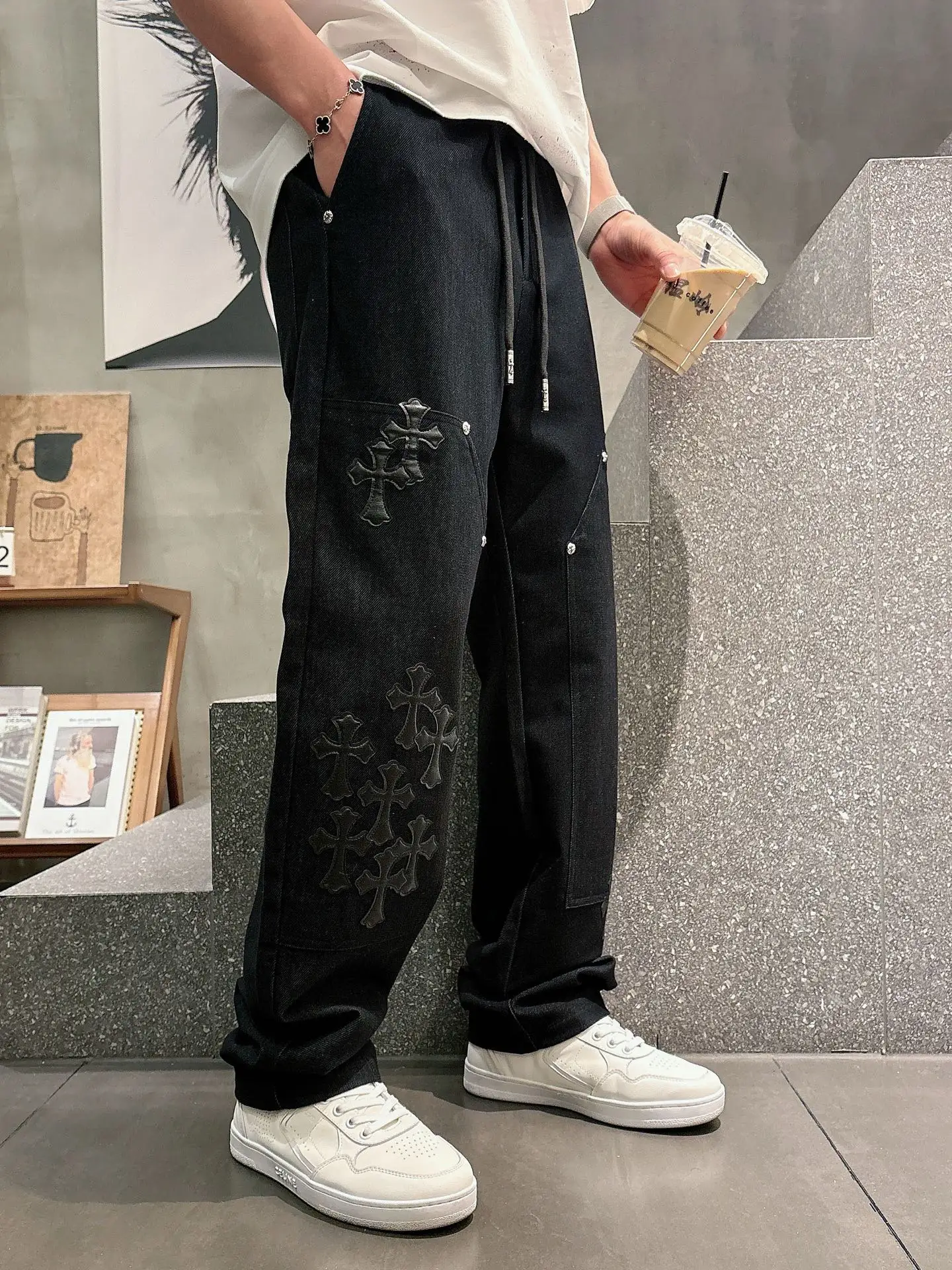 Appliqué Patch Studded Trousers D23514657 — view 7