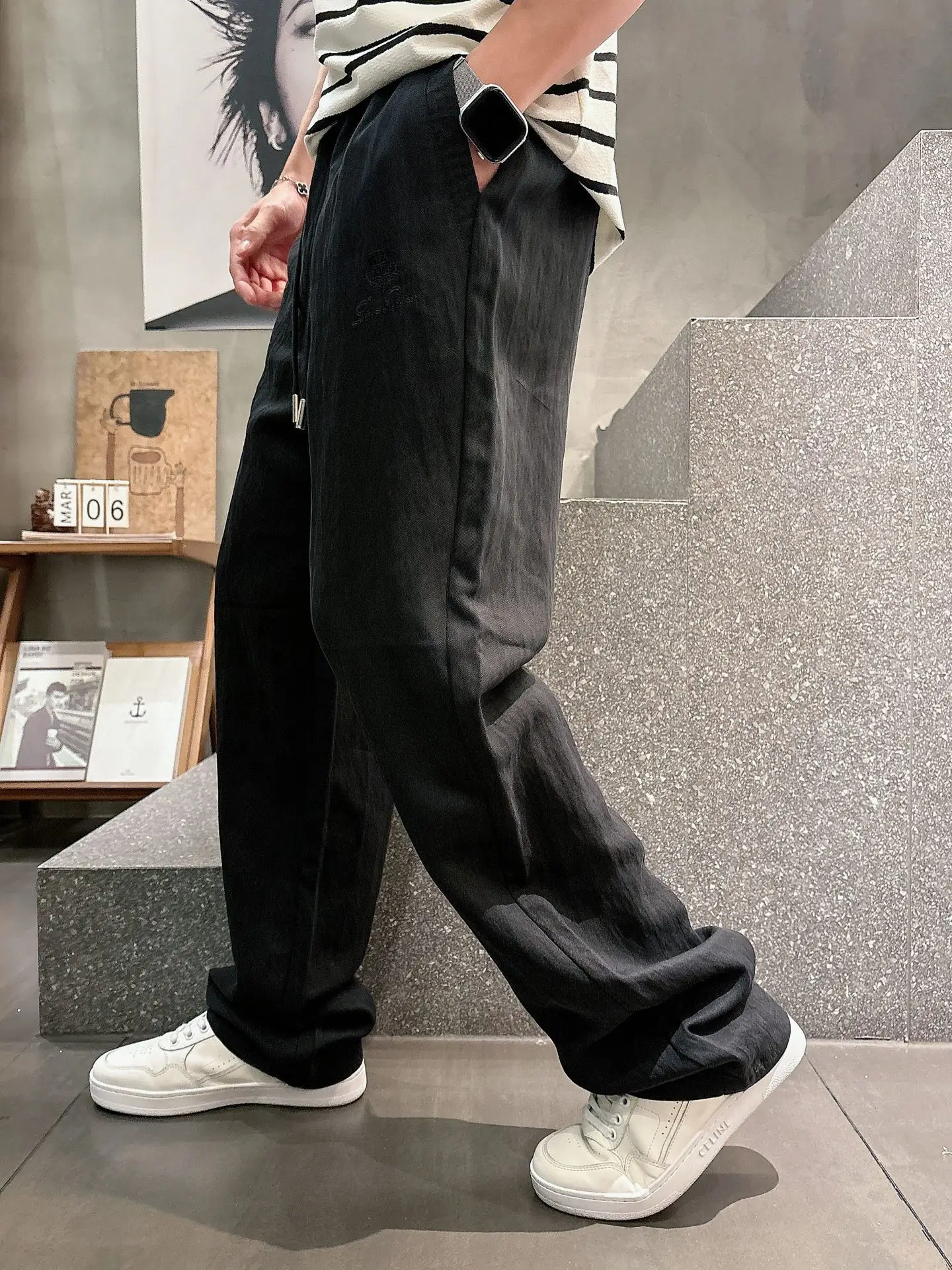 Embroidered Logo Drawstring Casual Trousers D23513343 — view 5