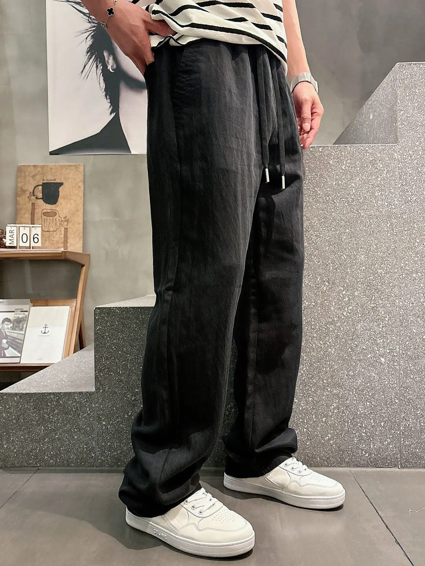Embroidered Logo Drawstring Casual Trousers D23513343 — view 9
