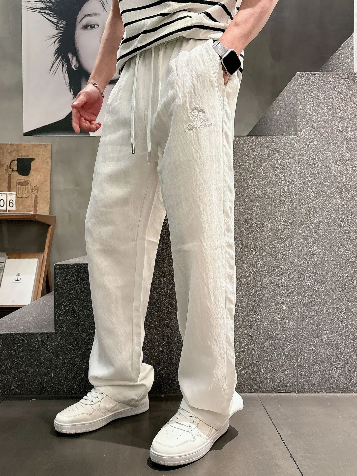 Embroidered Logo Drawstring Trousers D23513342 — view 3