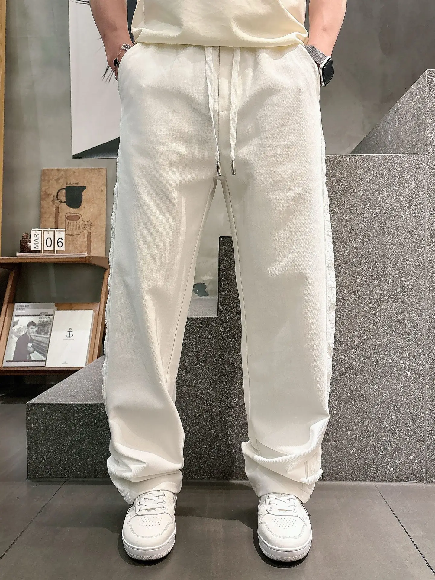 Logo-Jacquard Taped Casual Trousers D23513336