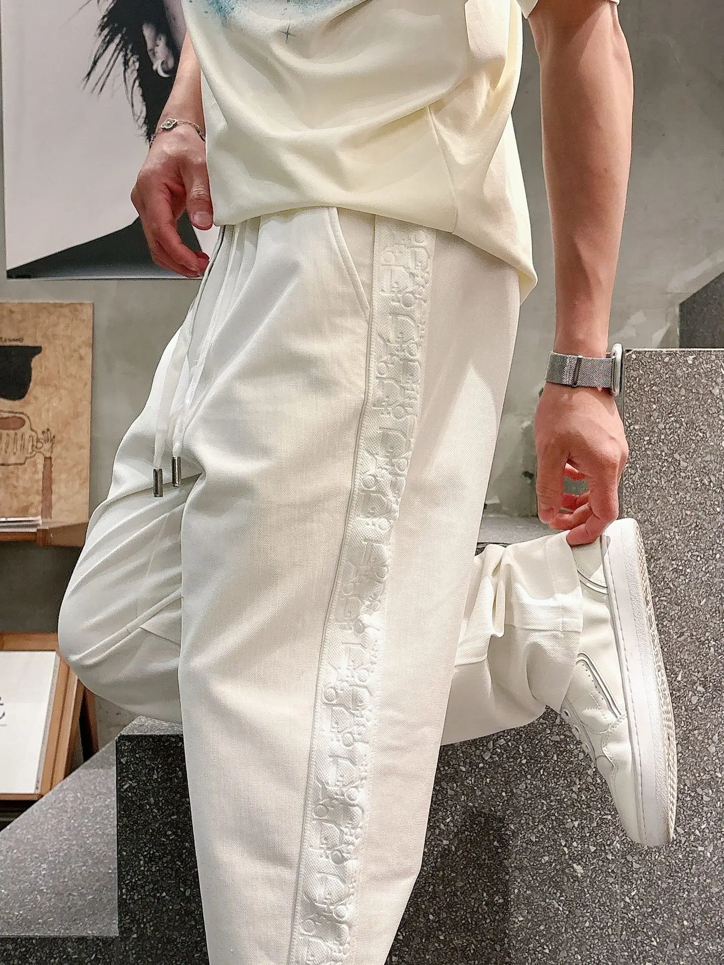 Logo-Jacquard Taped Casual Trousers D23513336 — view 9