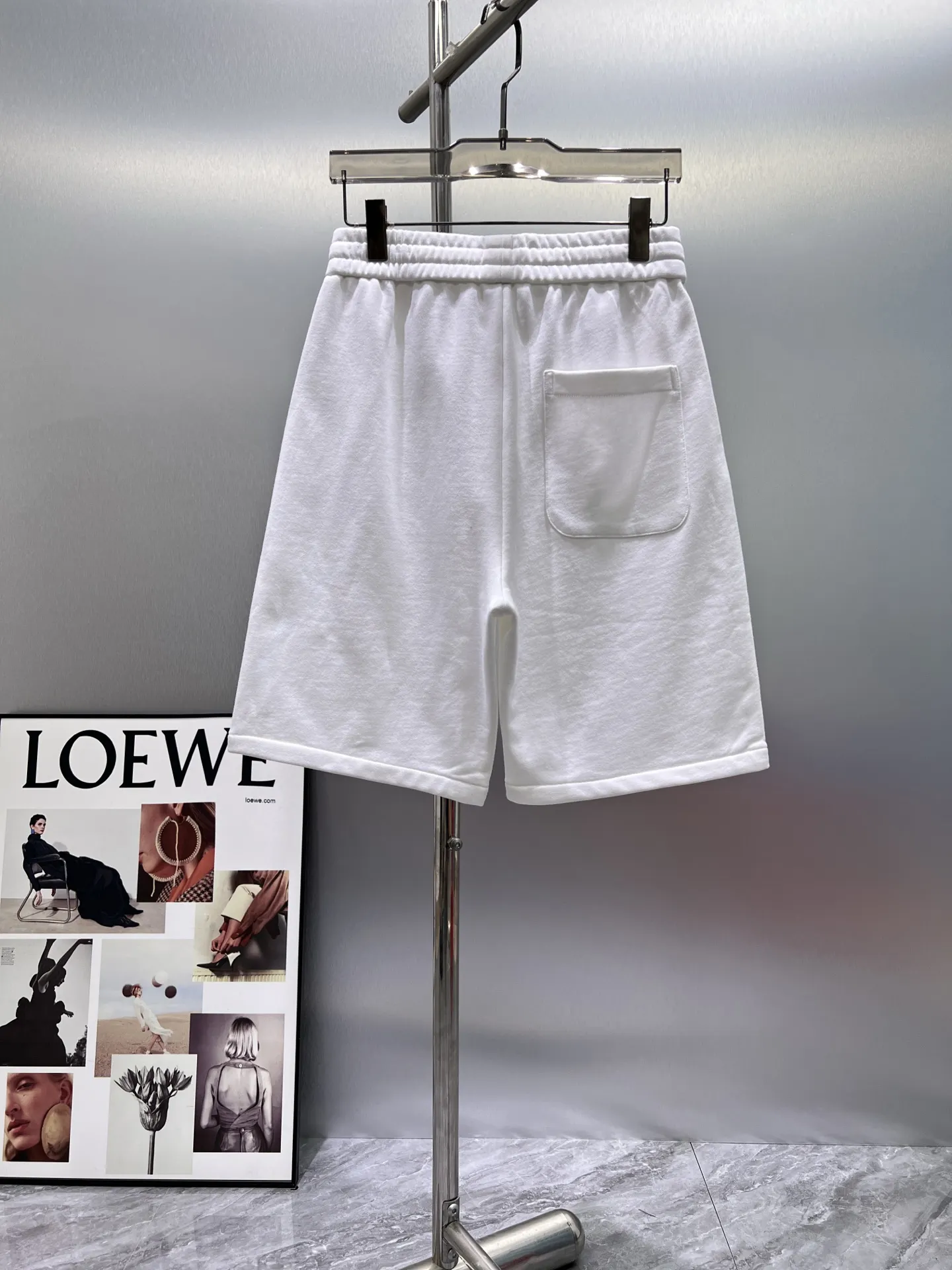 Embroidered Patch Cotton-Jersey Shorts D20012434 — view 2